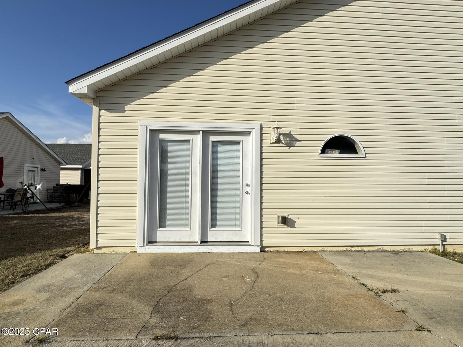 Palm Cove - Residential Lease