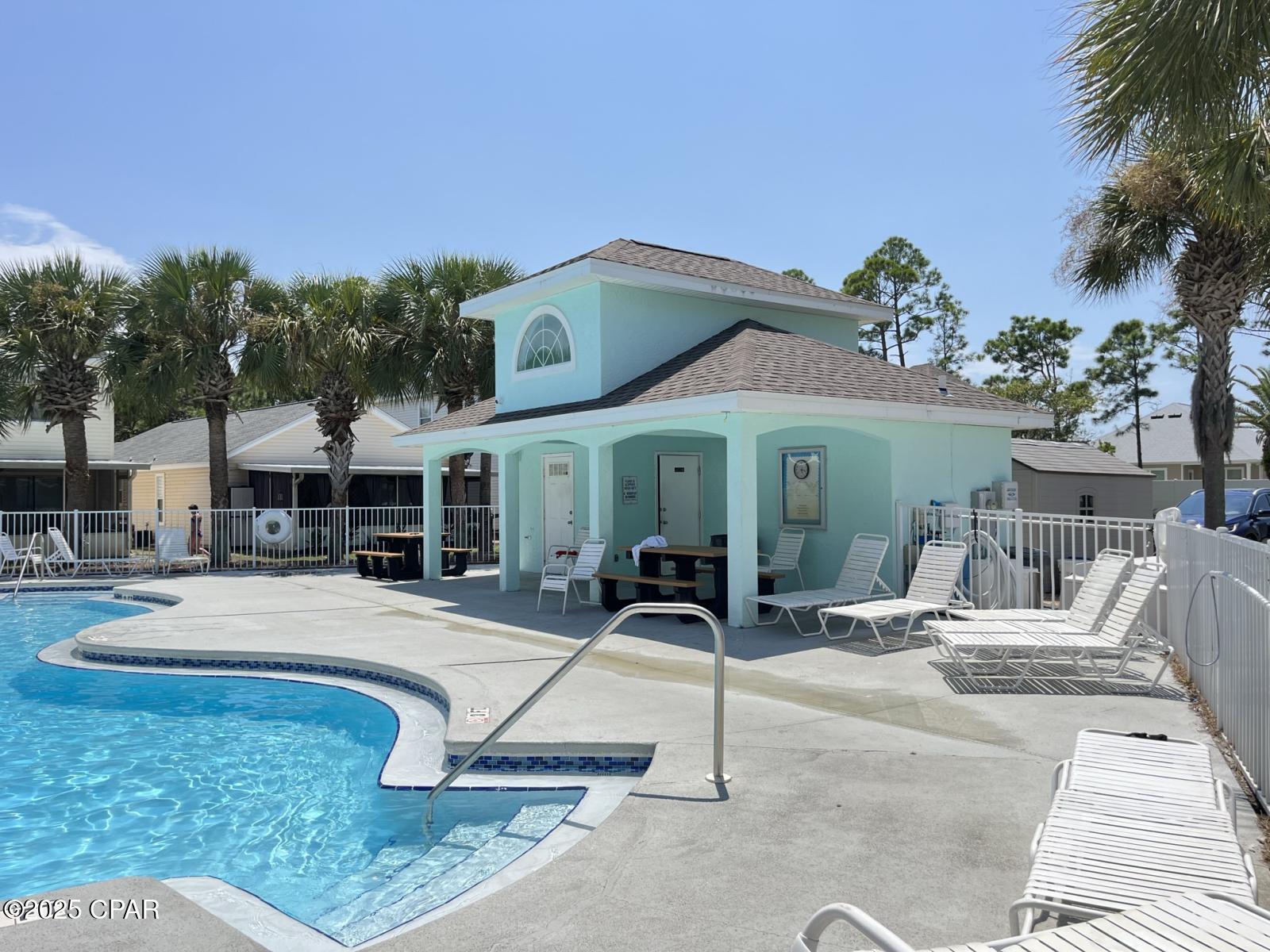 Palm Cove - Residential Lease