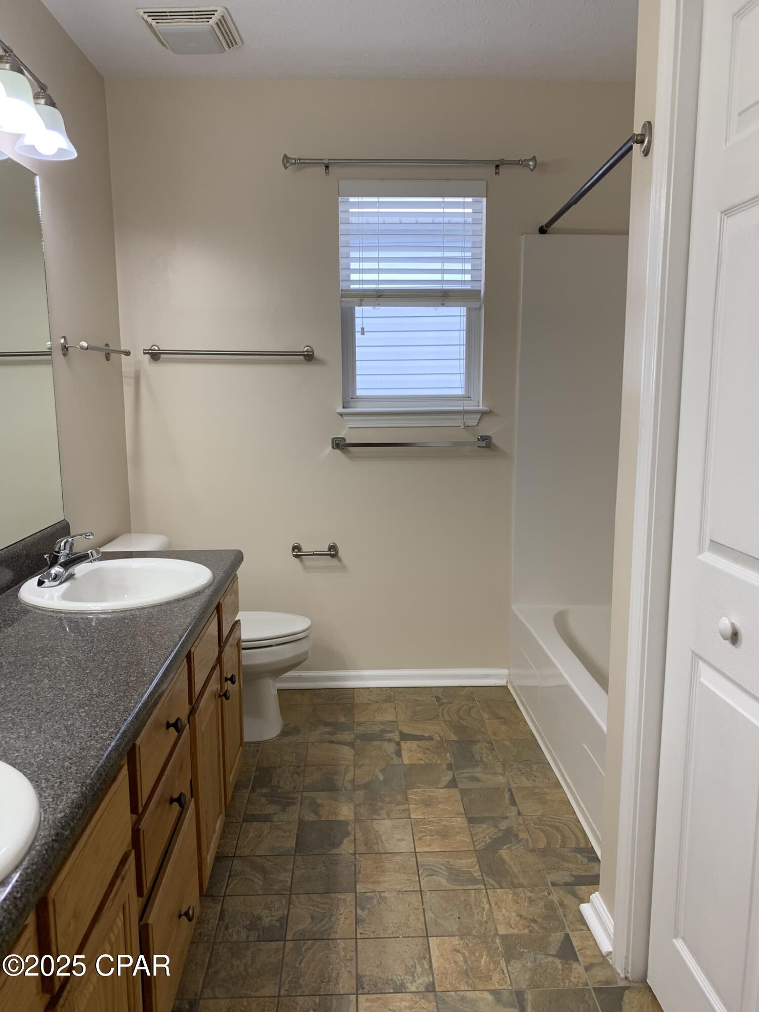 Palm Cove - Residential Lease