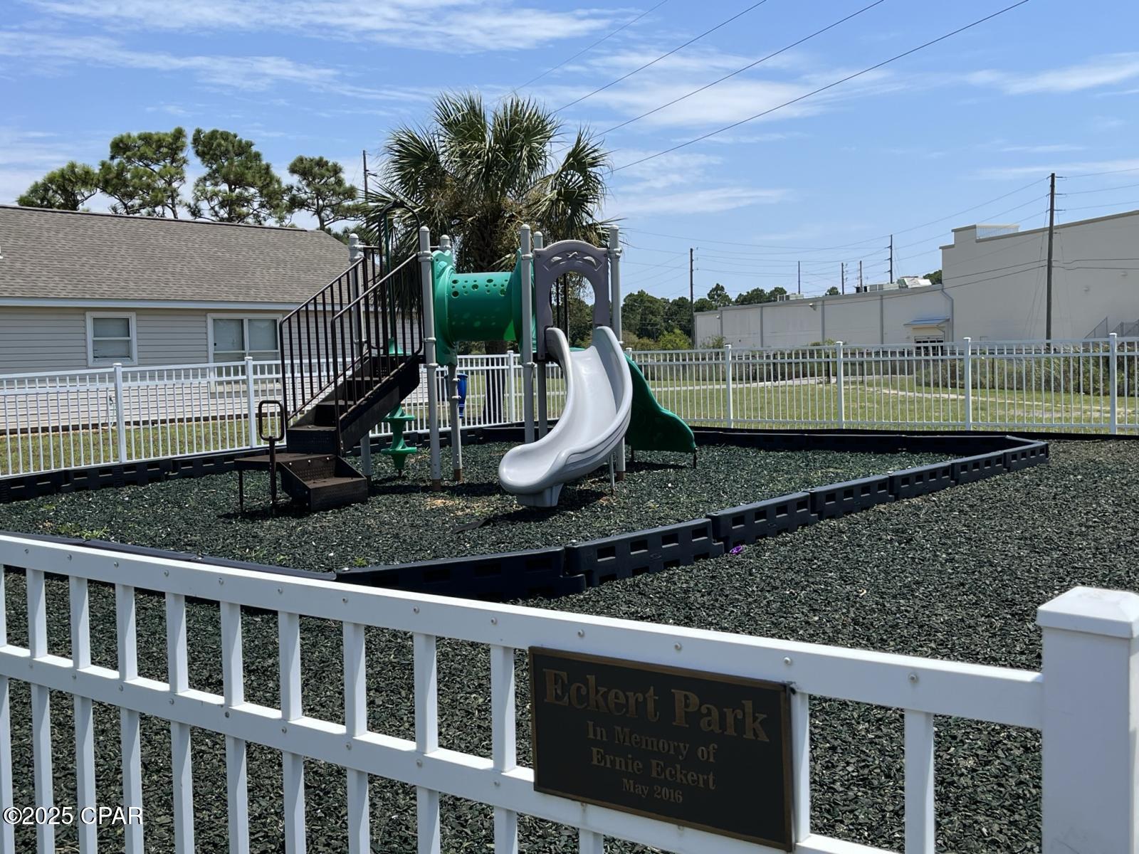 Palm Cove - Residential Lease