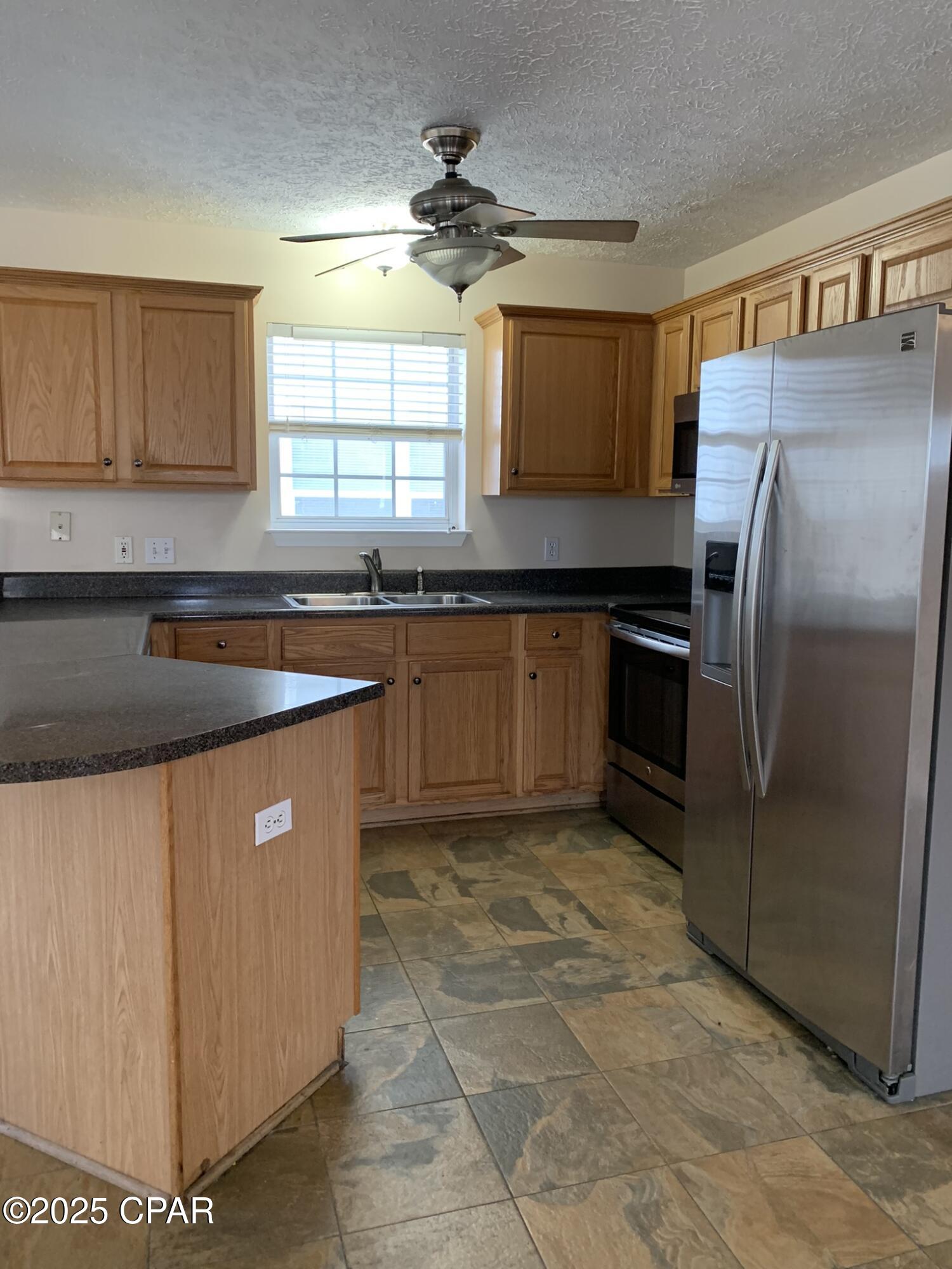 Palm Cove - Residential Lease