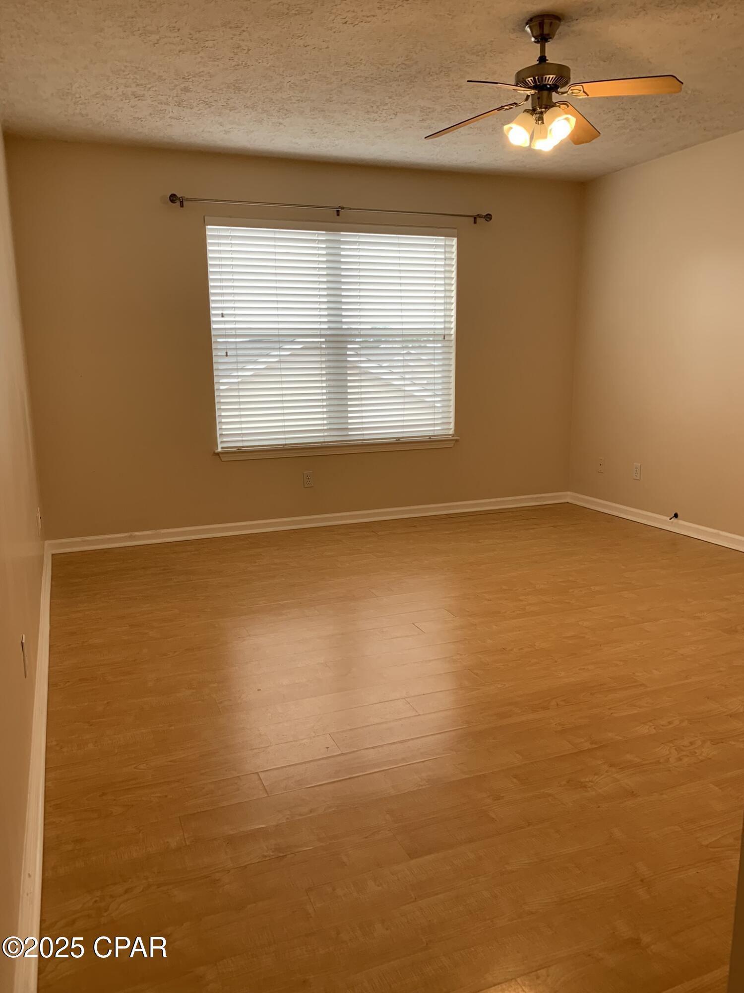 Palm Cove - Residential Lease