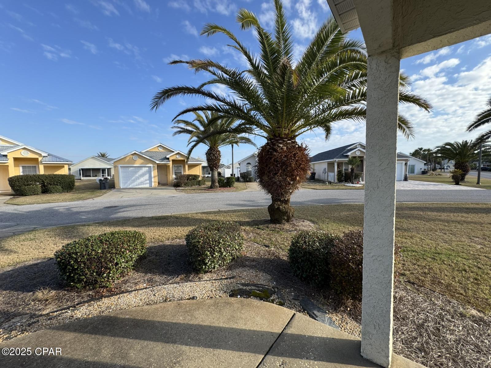 Palm Cove - Residential Lease