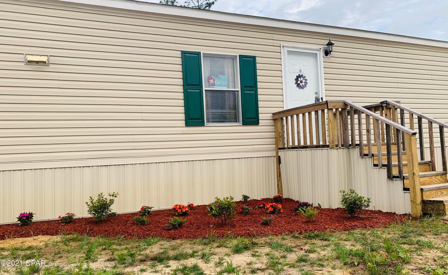 Back on market due to buyers financing falling through. $1000 BUYER BONUS!!!! Nature lovers you won't want to miss this one! A little over five acres, crawling with wildlife! All that nature has to offer plus, brand new septic, well, power pole, rustic flooring and stove. This home has a great layout with all the square footage utilized to allow for plenty of space in the bedrooms, along with a split plan perfect for families. Just a short drive to beaches, caverns and springs! Enjoy quiet living and own your own little piece of Calhoun County.