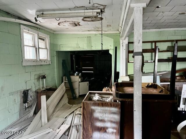 [No Recorded Subdiv] - Commercial Sale