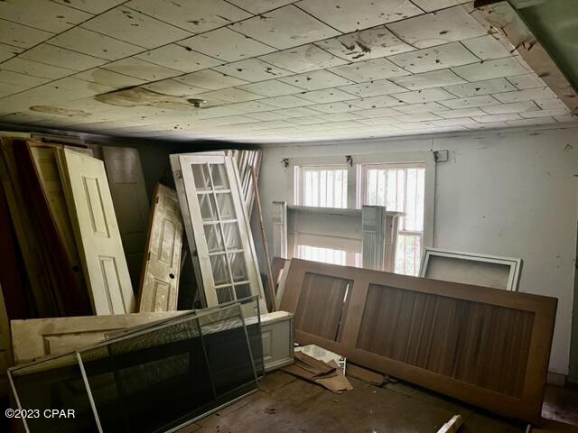 [No Recorded Subdiv] - Commercial Sale