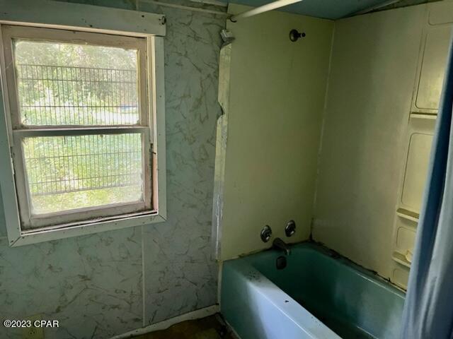 [No Recorded Subdiv] - Commercial Sale