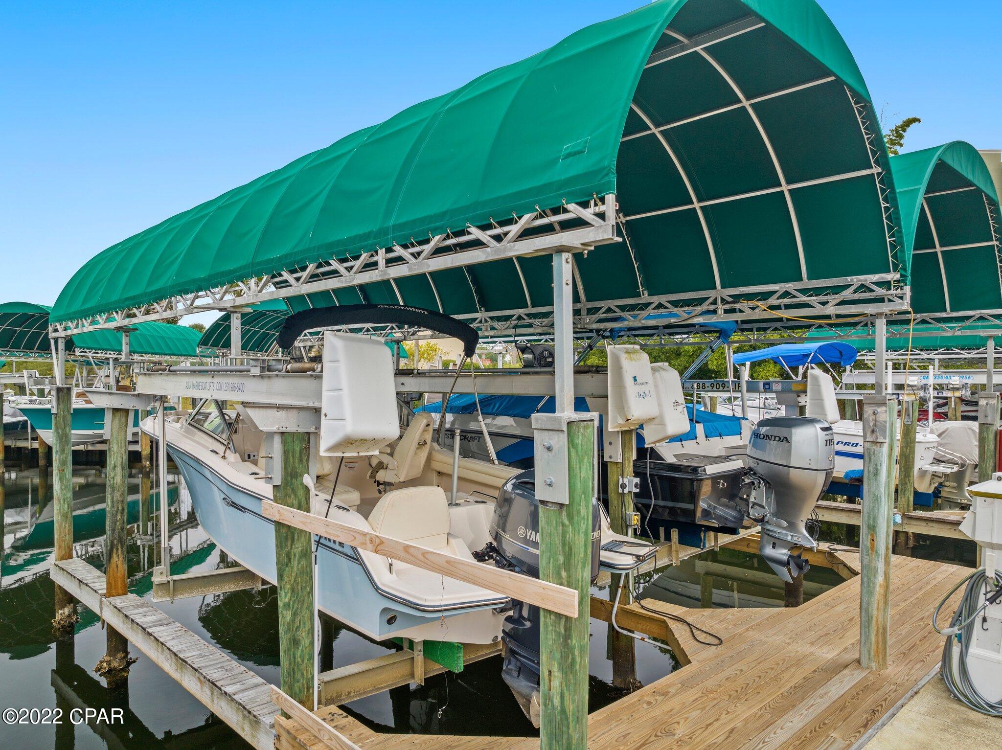 Hibiscus By The Bay - Residential