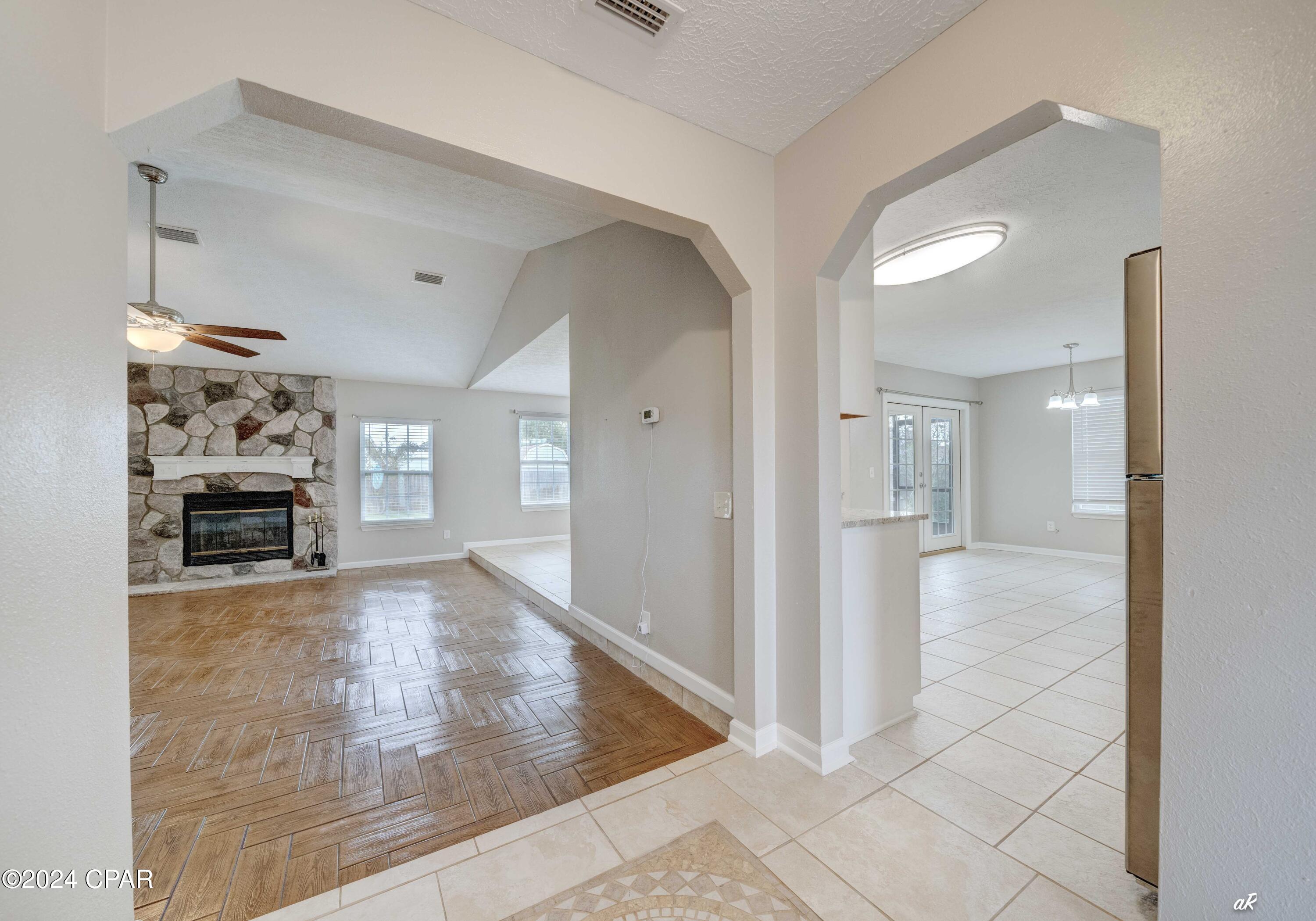 [No Recorded Subdiv] - Residential Lease