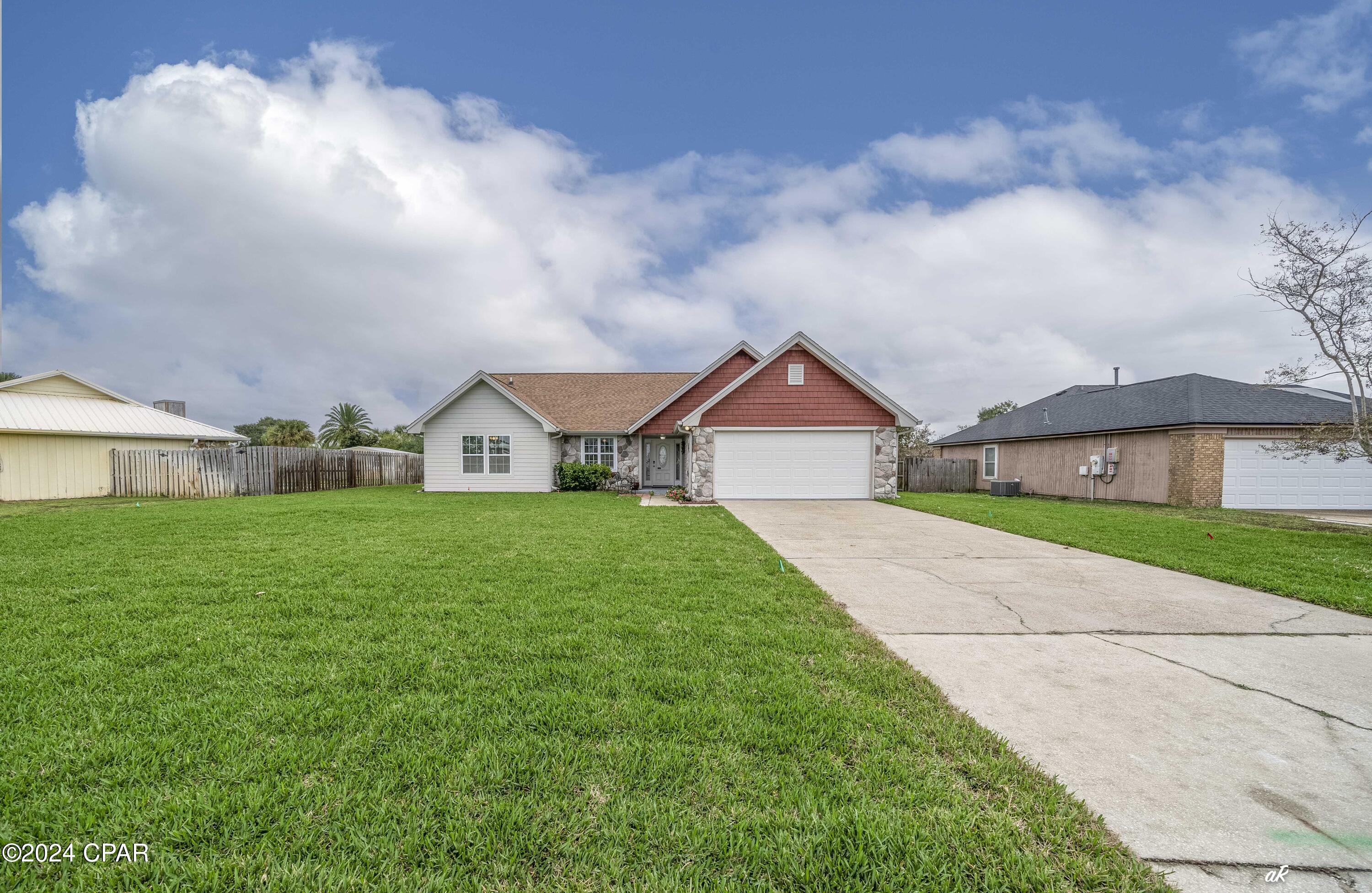 [No Recorded Subdiv] - Residential Lease