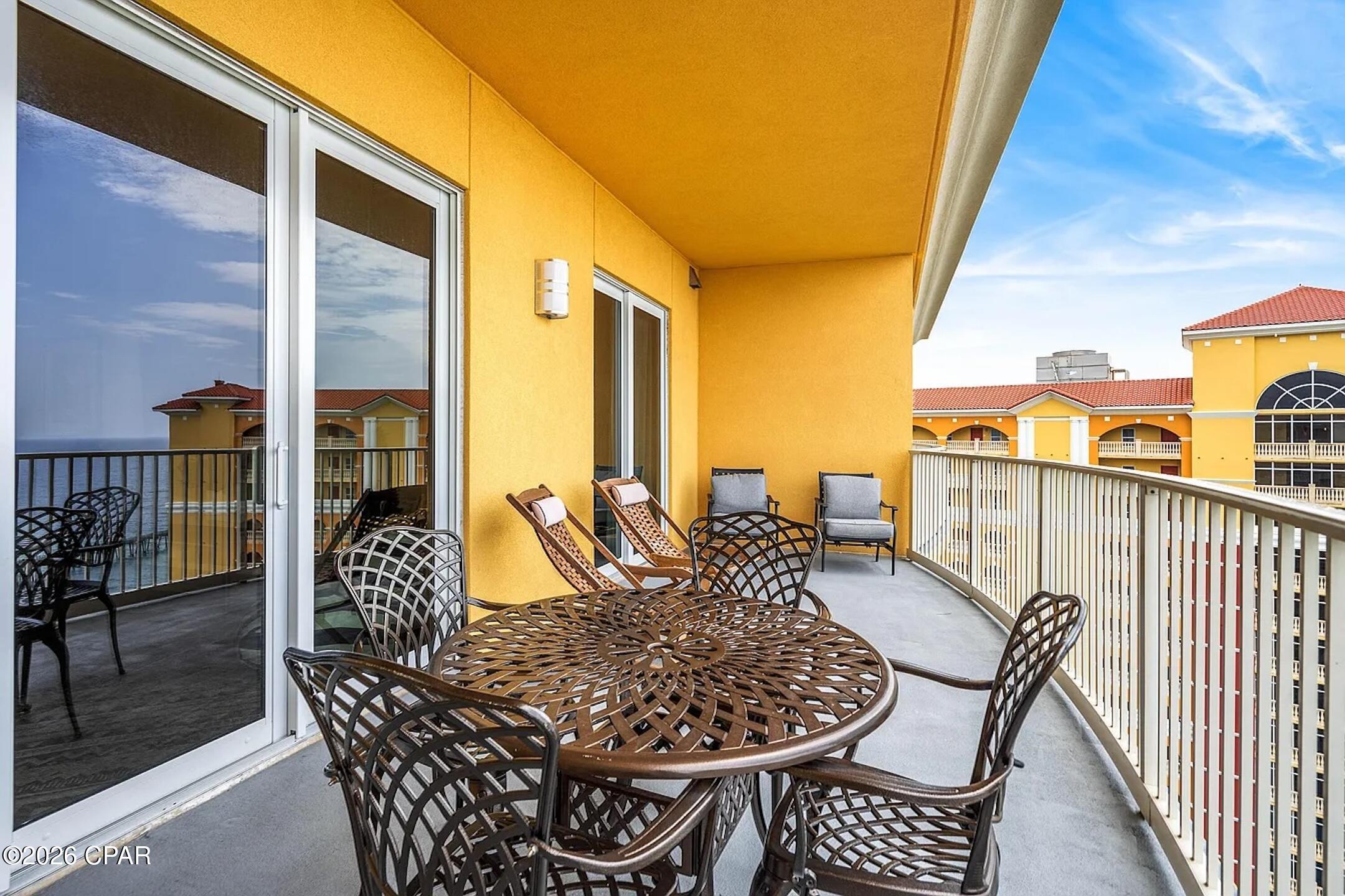 Calypso Towers III - Residential