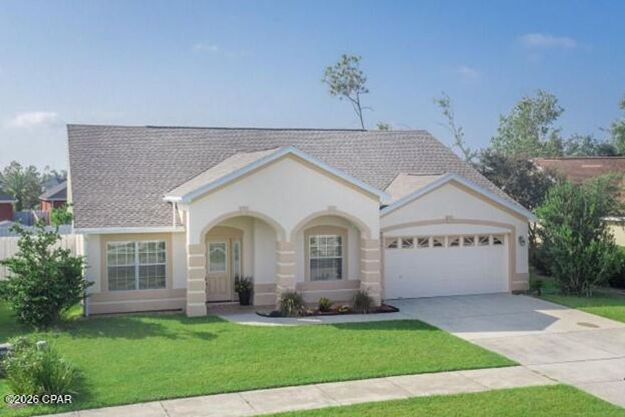 Hammocks Phase I-Lynn Haven POOL HOME!

4 bedrooms, split bedroom plan, 2 baths, 2 car garage, inground salt water pool and enclosed screen patio. Pool service included. This home features a great room, bonus room, breakfast room, dining area, kitchen breakfast bar, stainless appliances, laundry room with W/D hookups, split bedroom floor plan with master bathroom double vanity, garden tub, stand alone shower, 2 walk in closets privacy fenced backyard and sprinkler meter and pool on same meter as the house.  Privacy fenced backyard. Community pool and sidewalks!  Pet Negotiable with owner approval  $50.00 Pet Fee, $250.00 Pet Deposit and $25 per month pet rent. Tenant occupied until 6/7/2026.