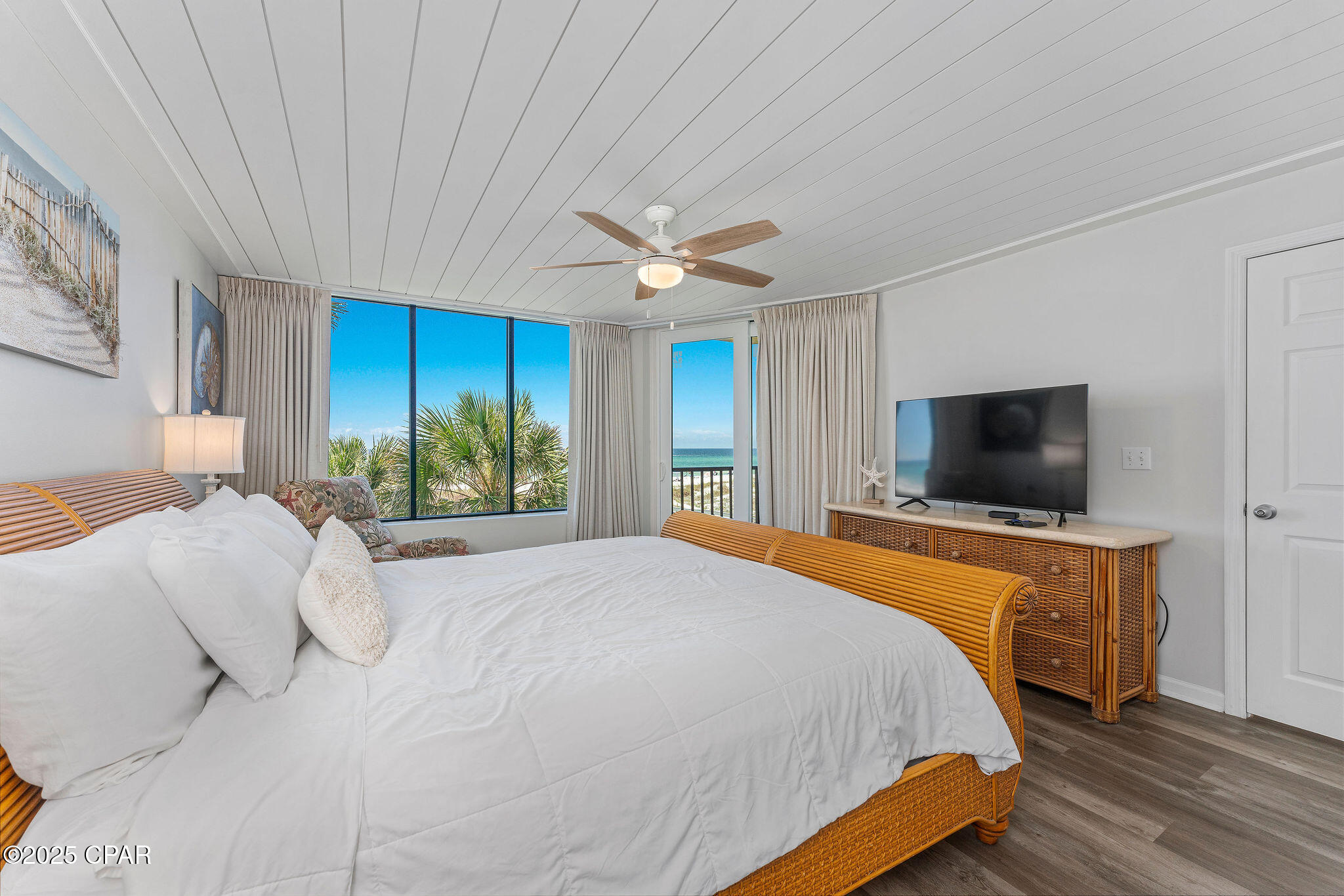 Sun Seeker Condo - Residential