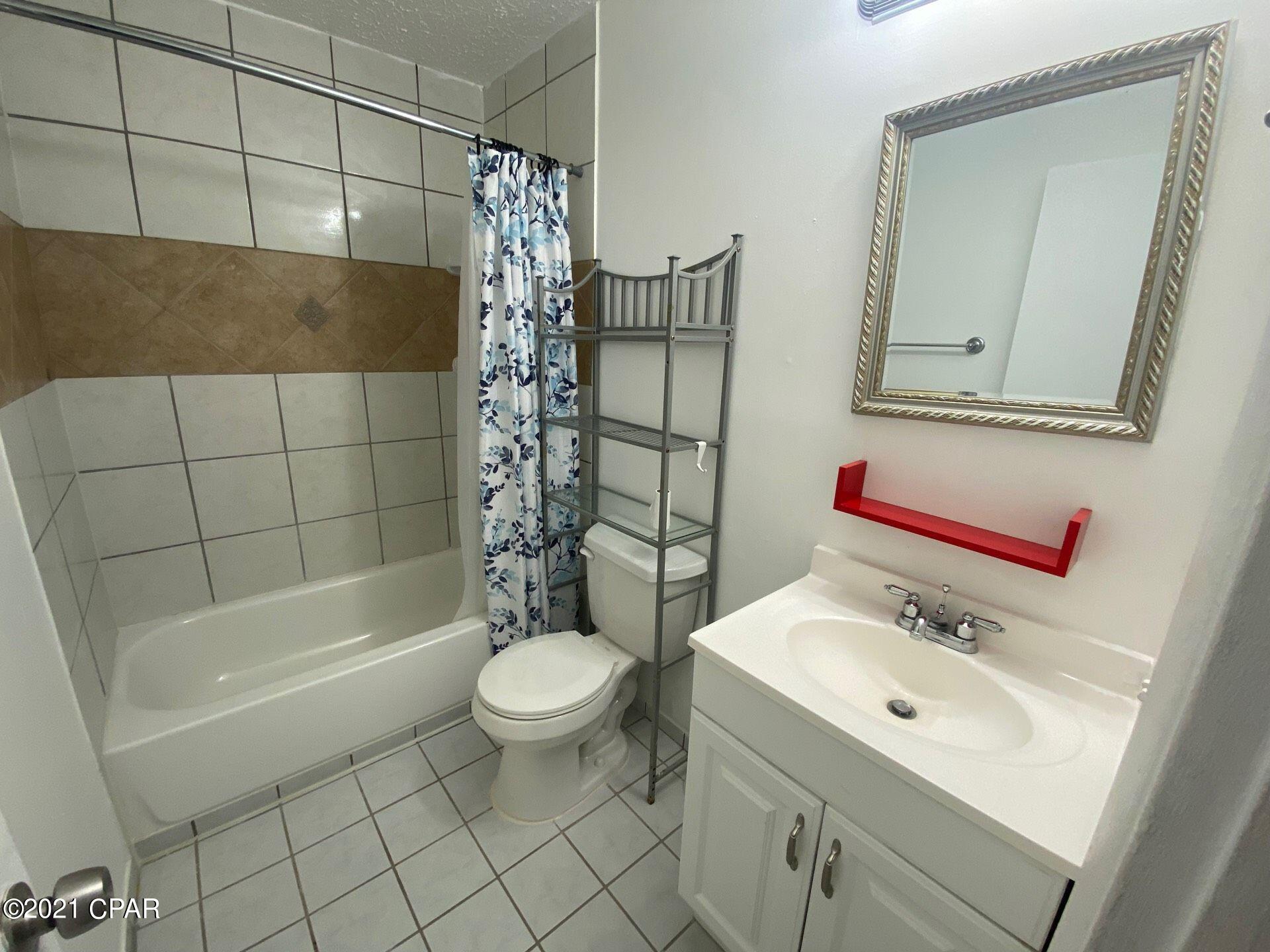 [No Recorded Subdiv] - Residential Lease