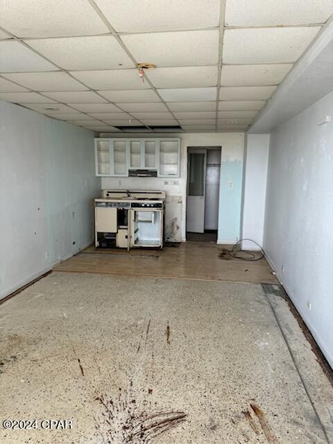 Fontainebleau Terrace - Residential