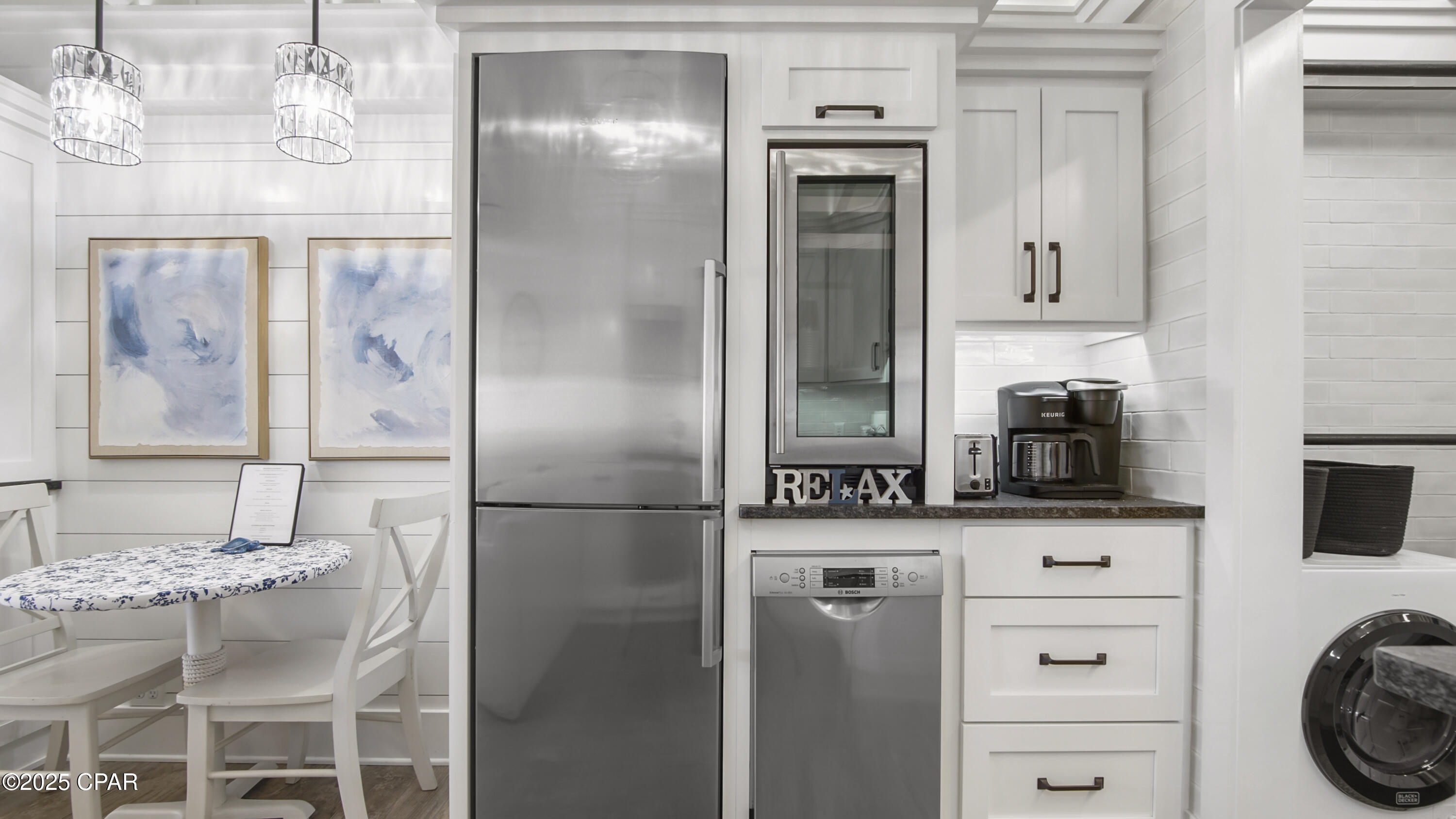 Fontainebleau Terrace - Residential