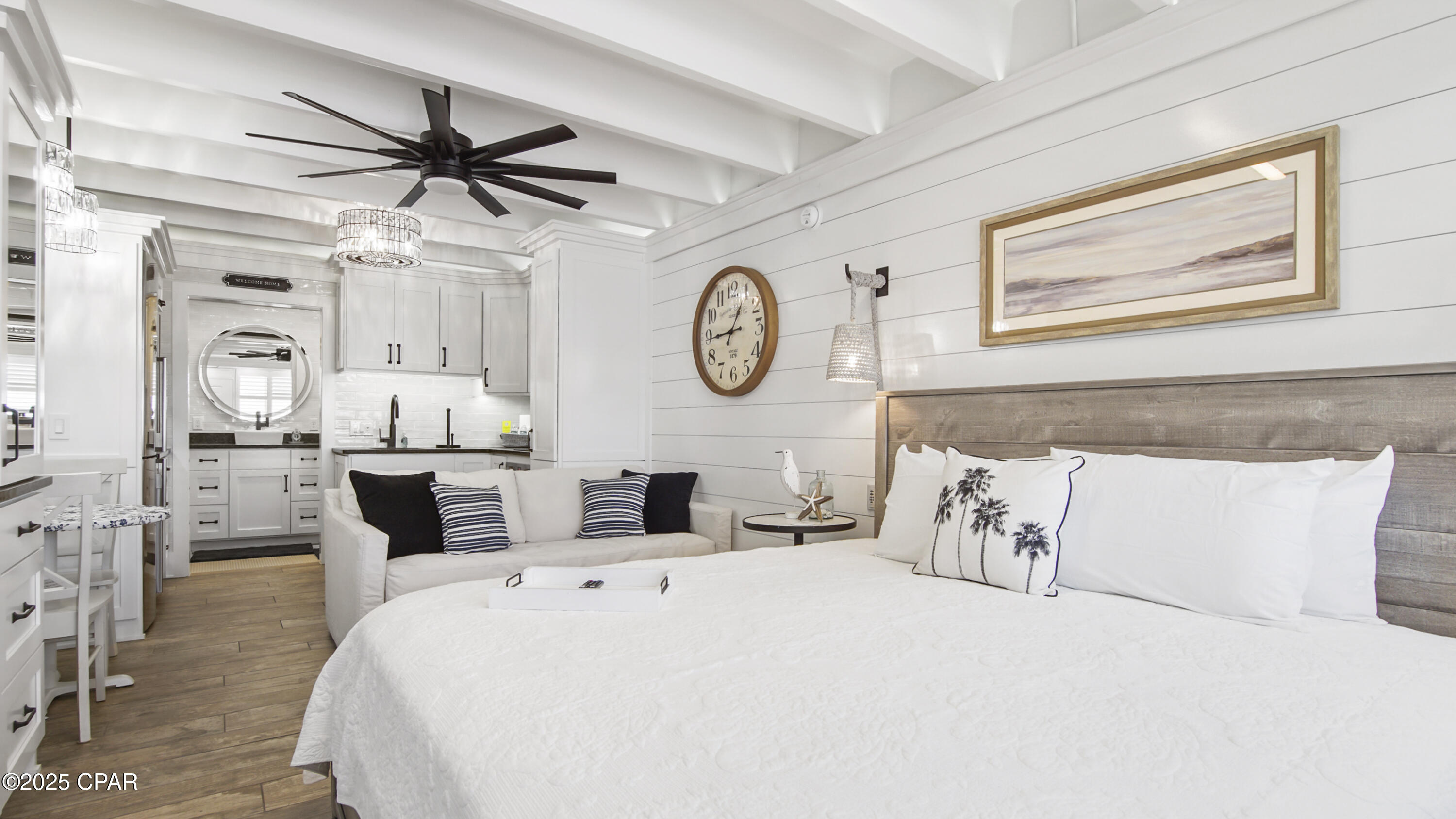 Fontainebleau Terrace - Residential