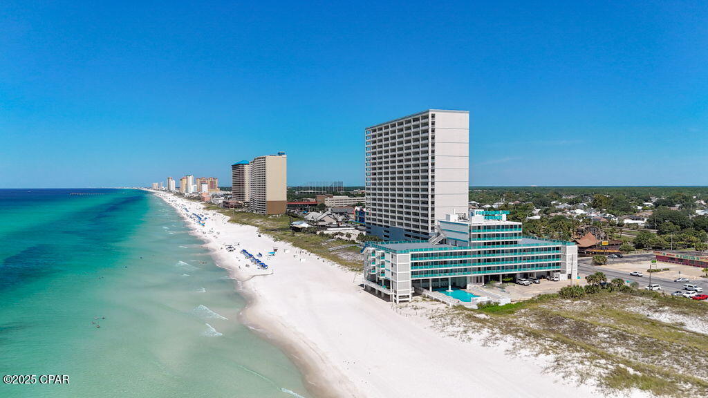 Fontainebleau Terrace - Residential