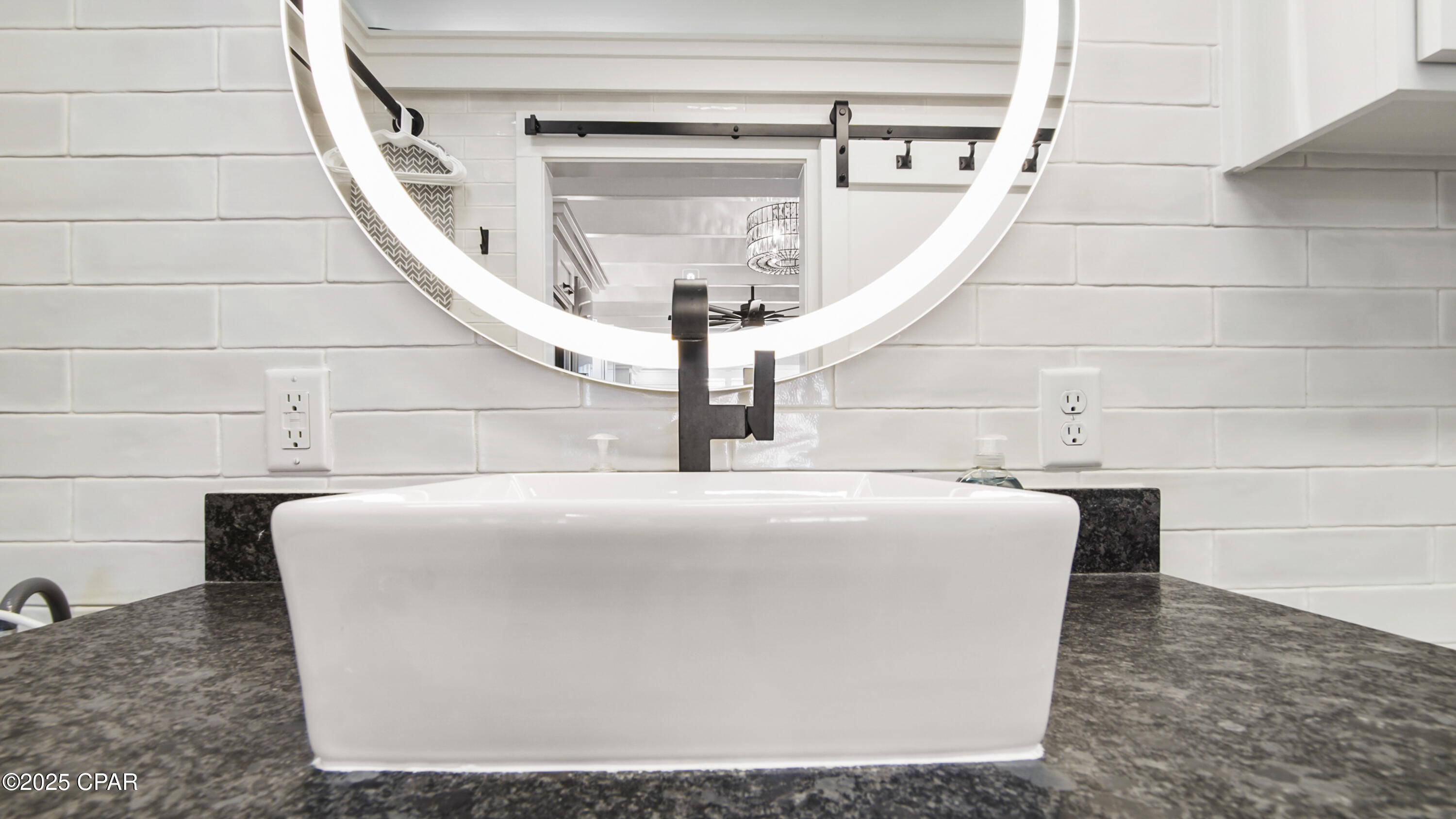 Fontainebleau Terrace - Residential