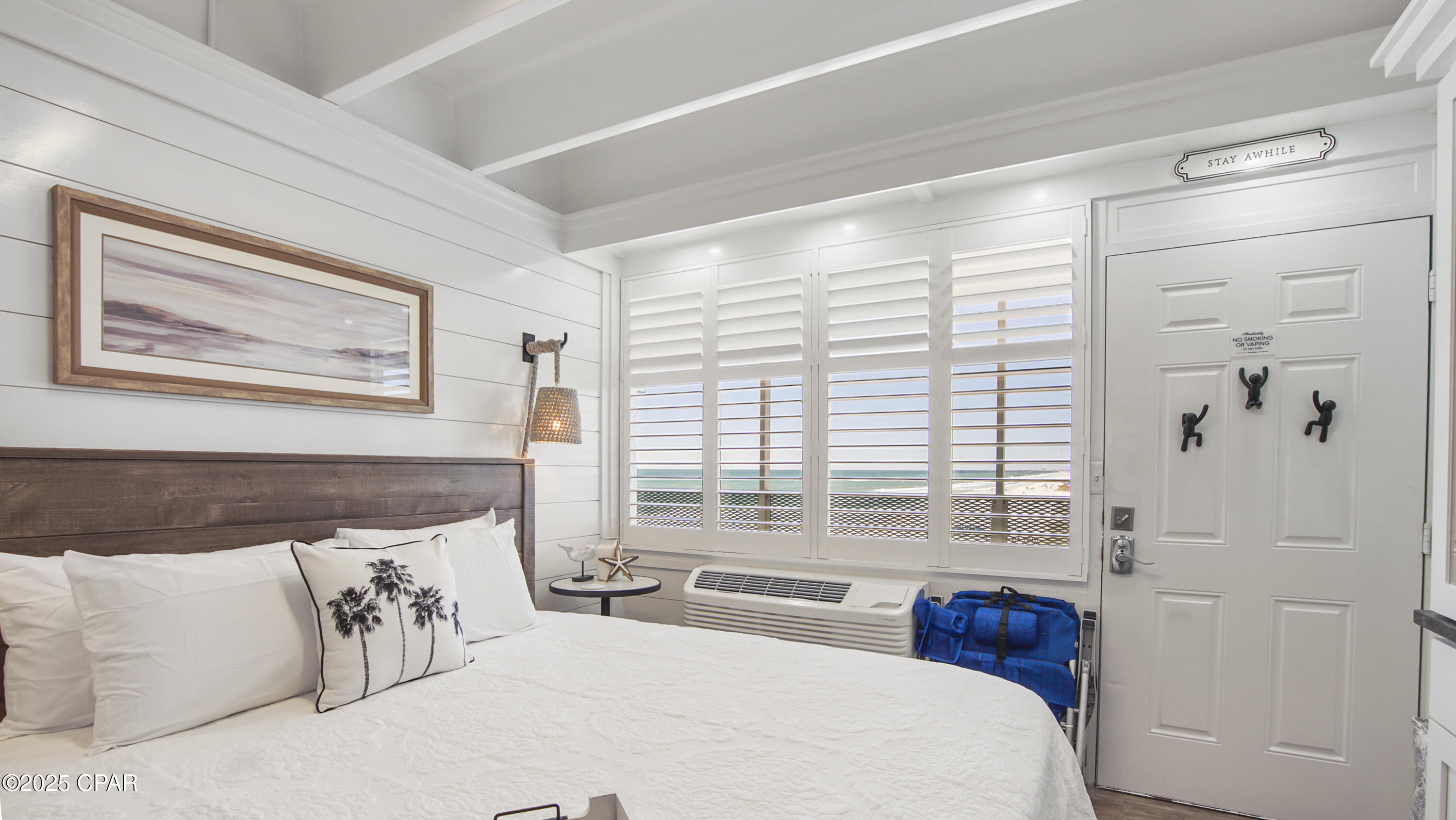 Fontainebleau Terrace - Residential