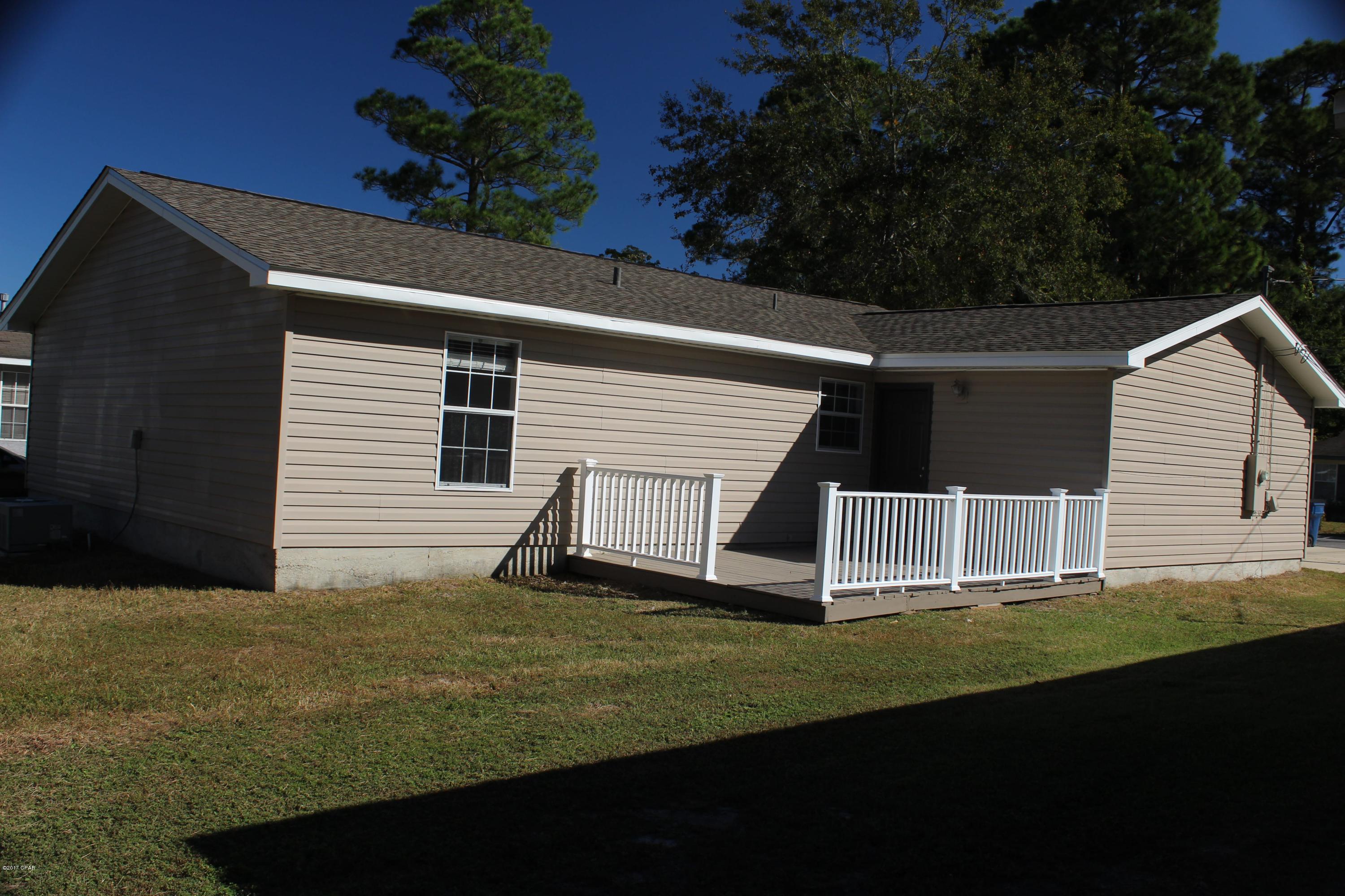 M N Kneeces Replat Pine-Lea - Residential