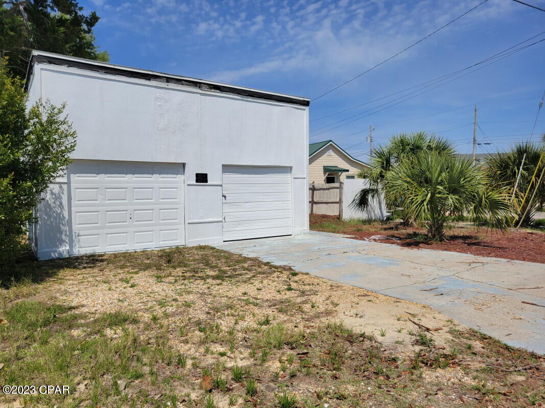 Riviera Beach - Residential