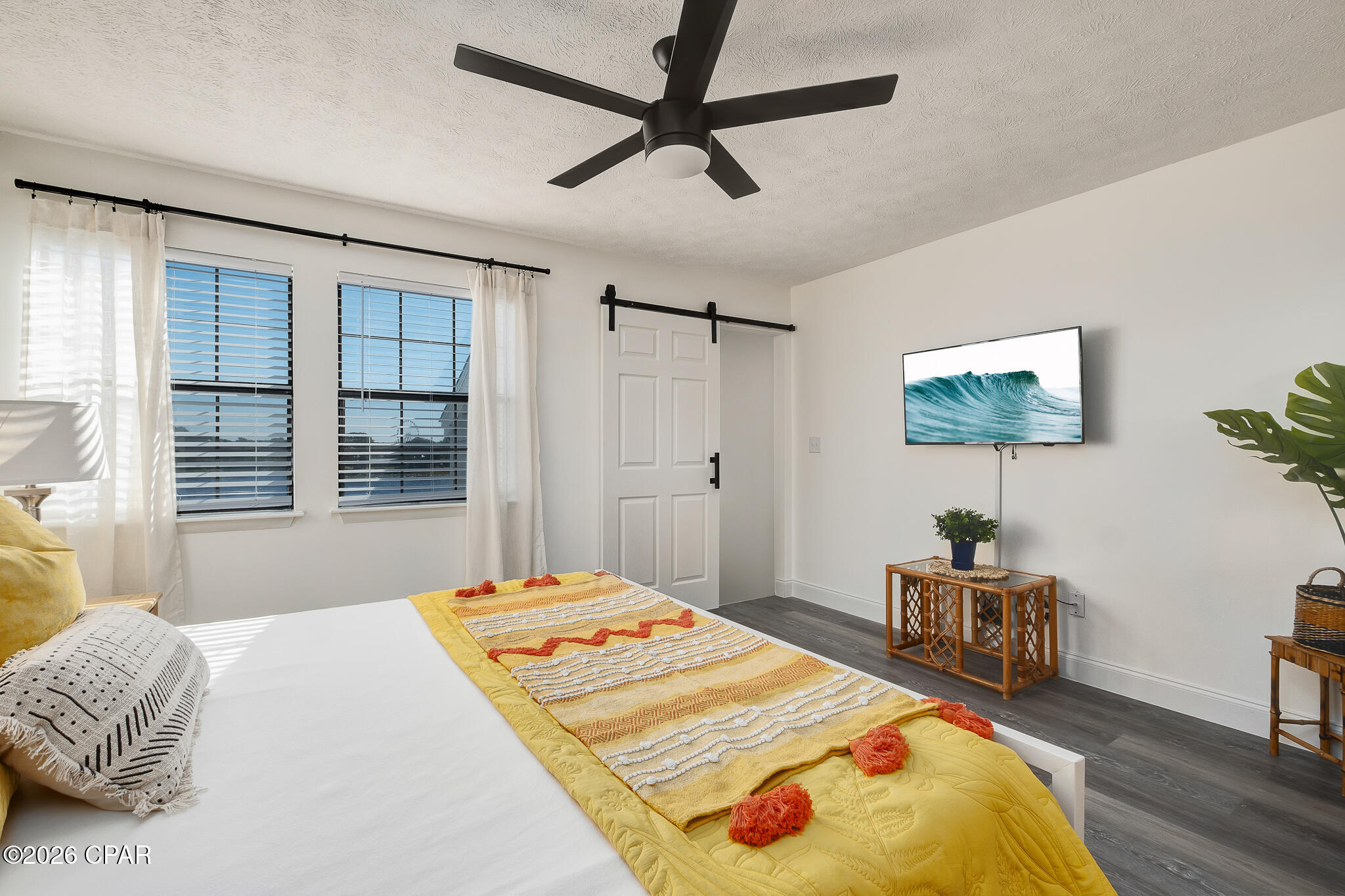 Lullwater Beach - Residential