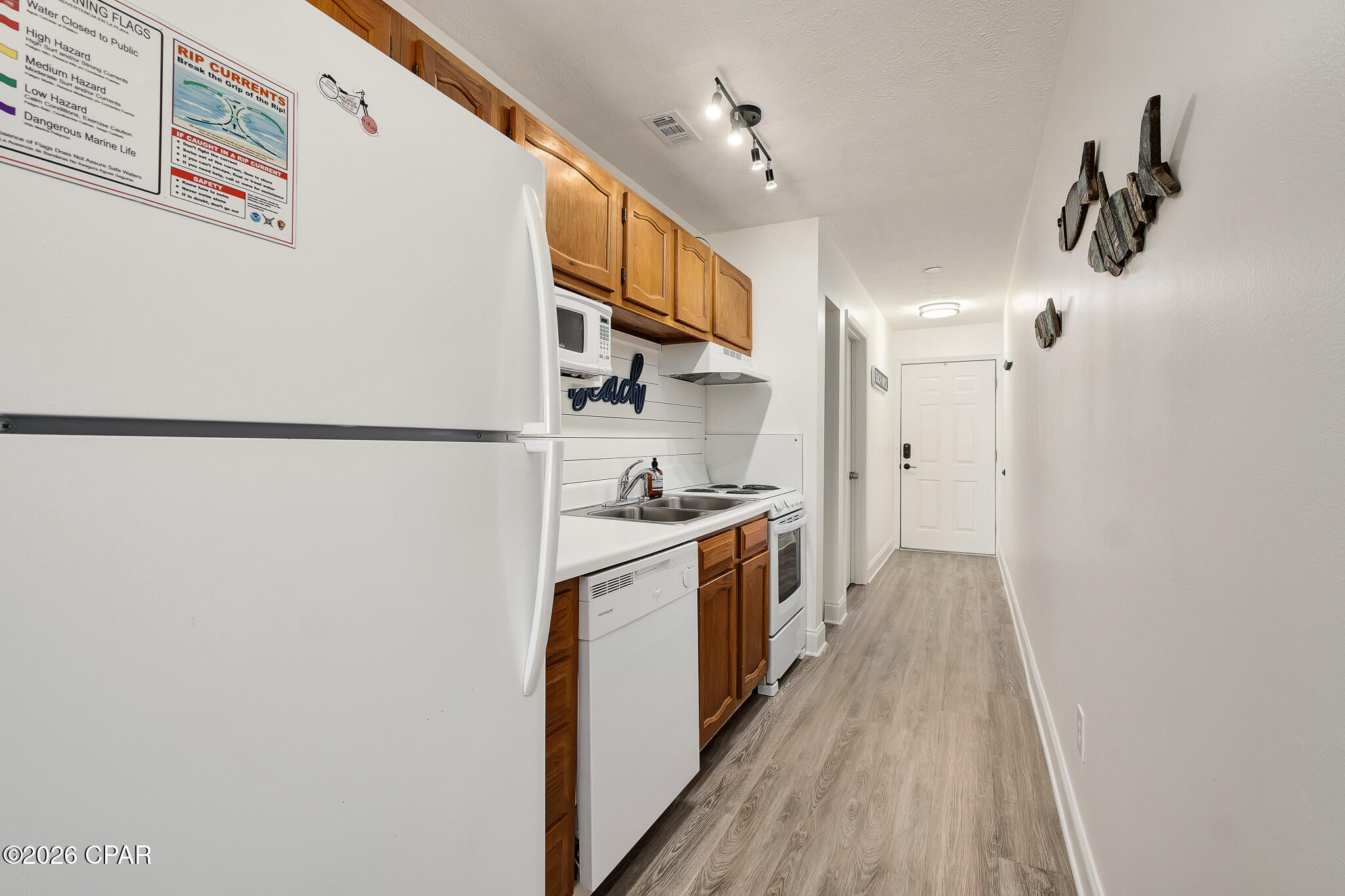 Lullwater Beach - Residential