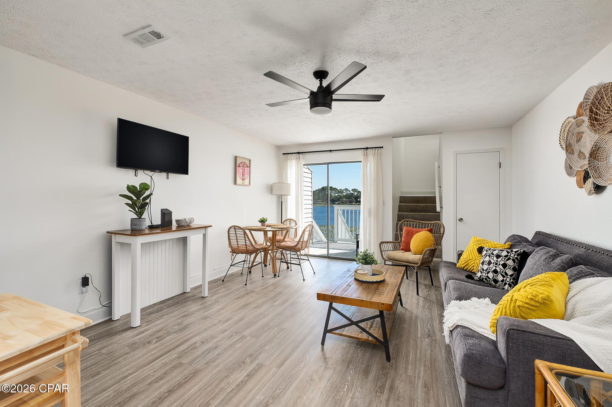 Lullwater Beach - Residential