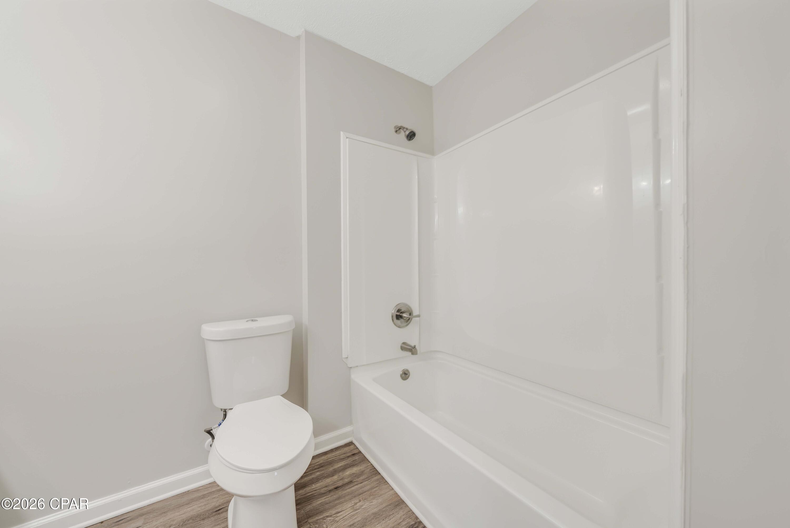 [No Recorded Subdiv] - Residential Lease