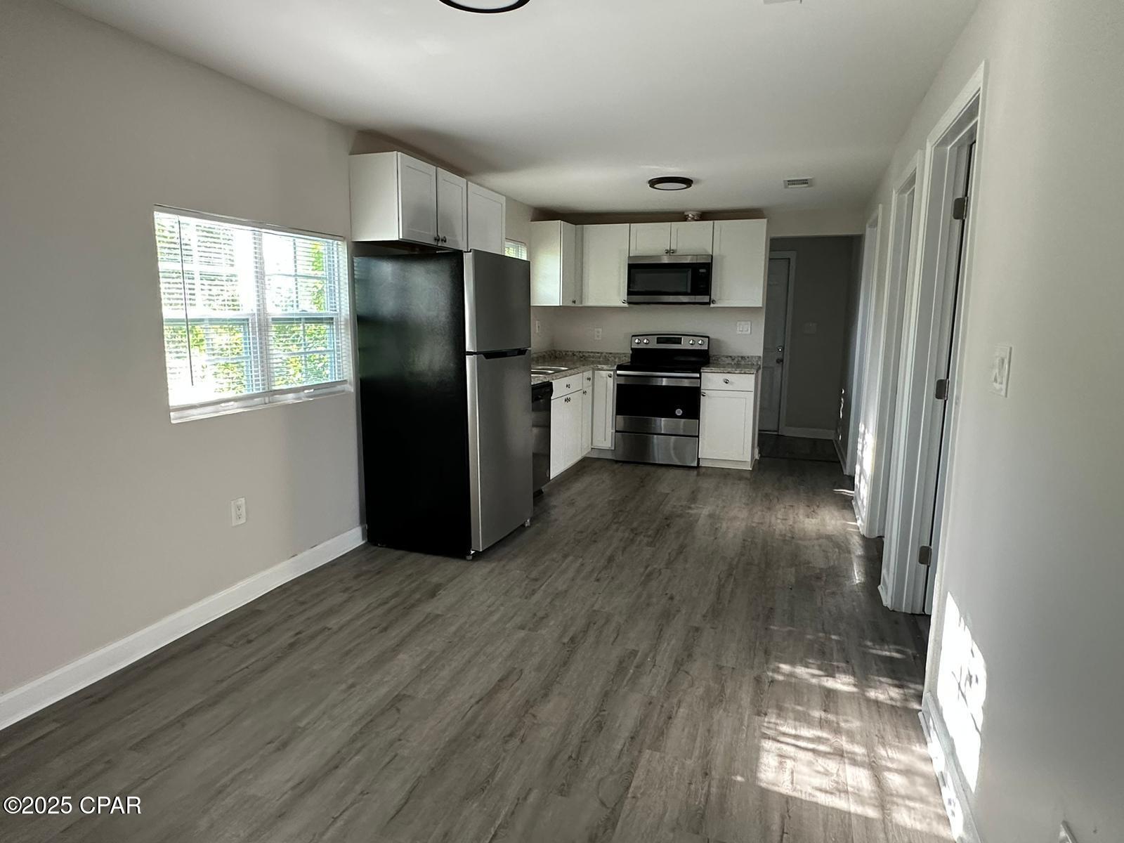 [No Recorded Subdiv] - Residential Lease