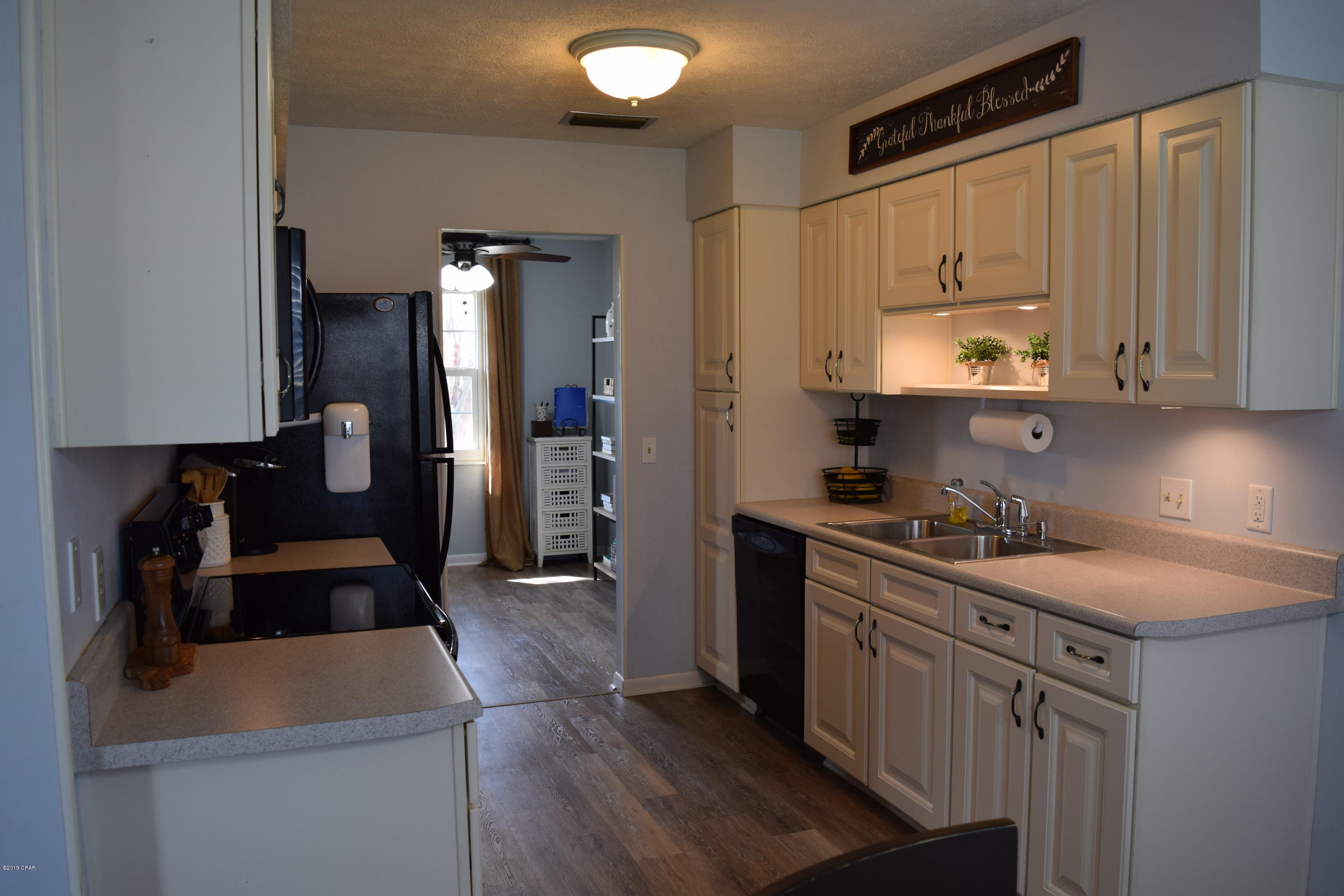 Venetian Villa 2nd Add Replat - Residential