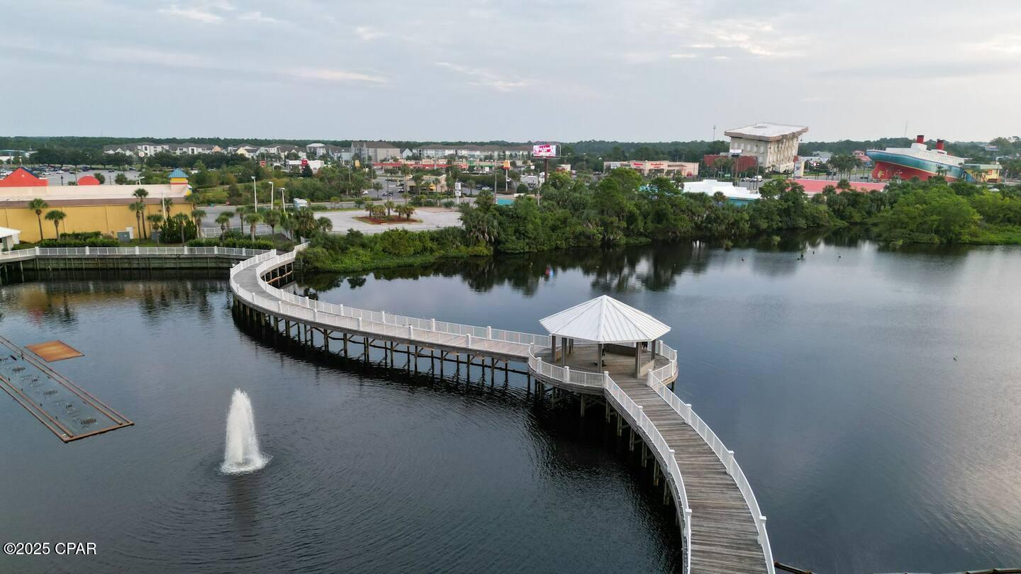 Laketown Wharf - Residential