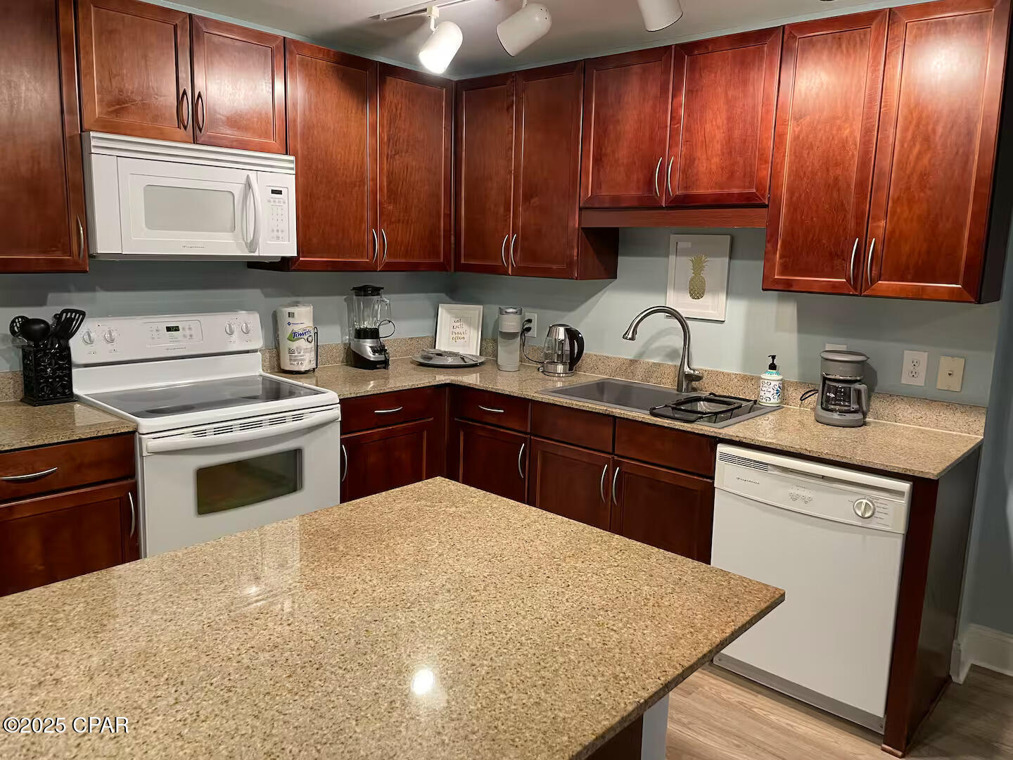 Laketown Wharf - Residential