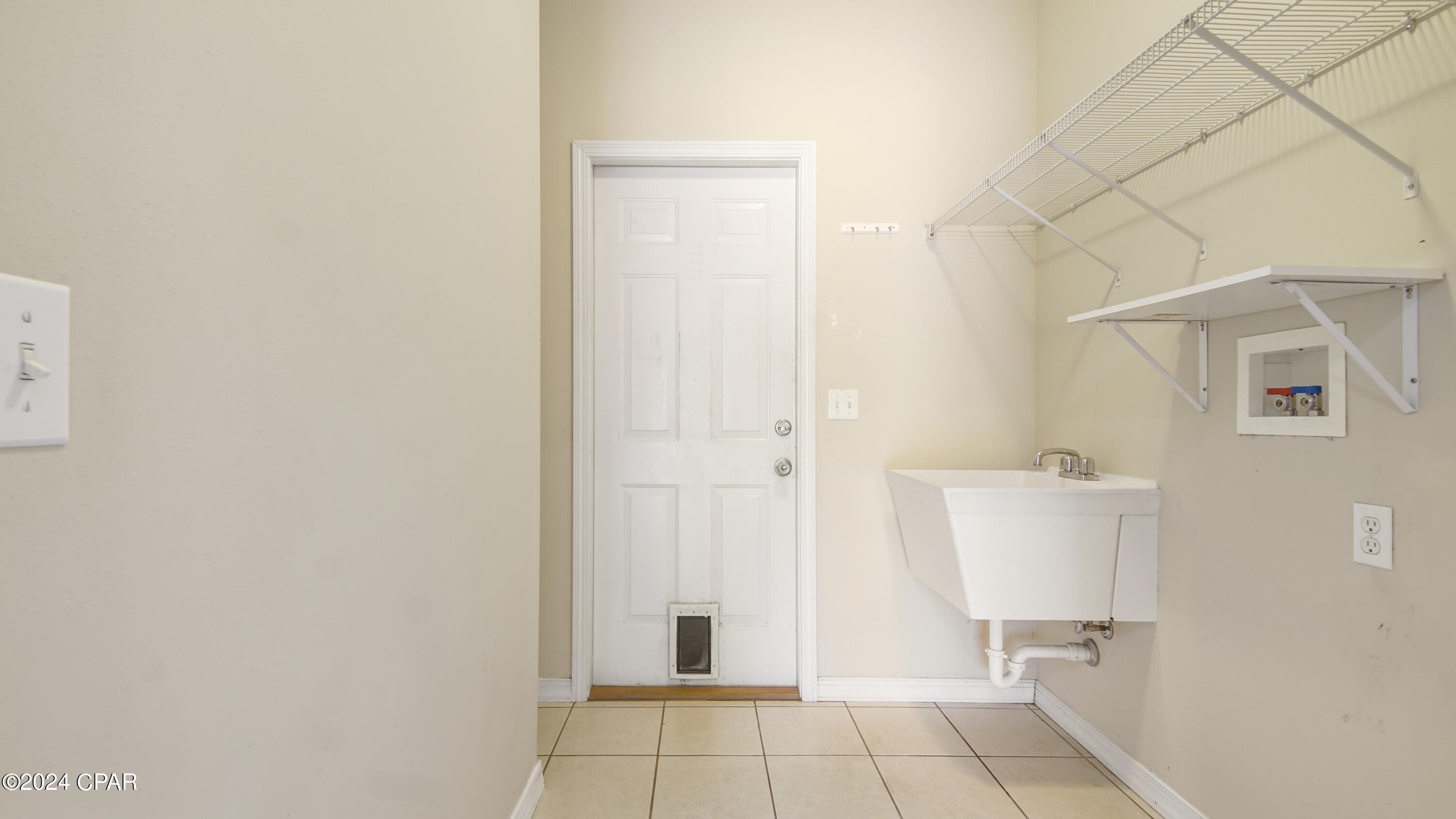 Sunny Hills Unit 6 - Residential