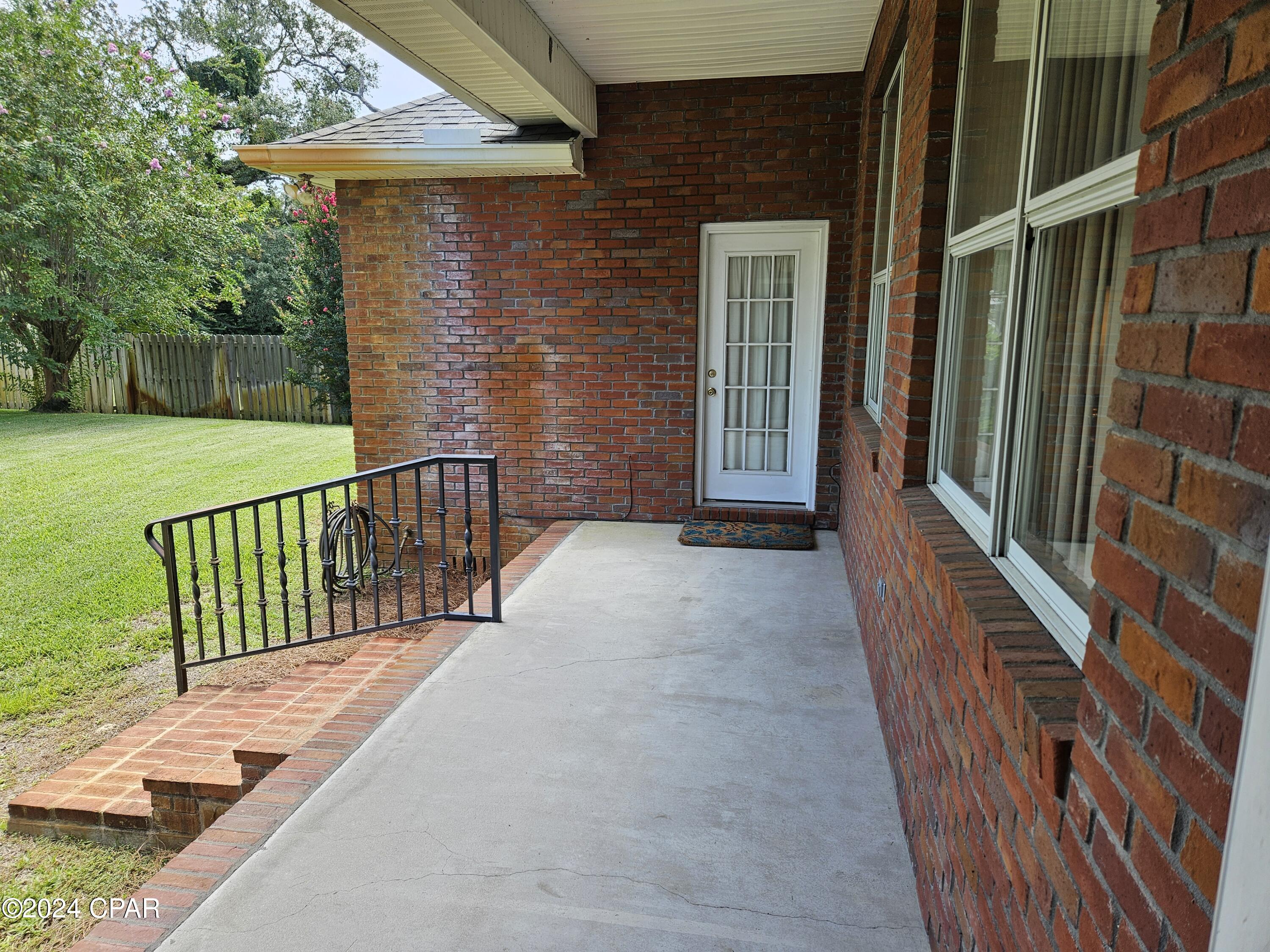 Pretty Bayou Island - Residential