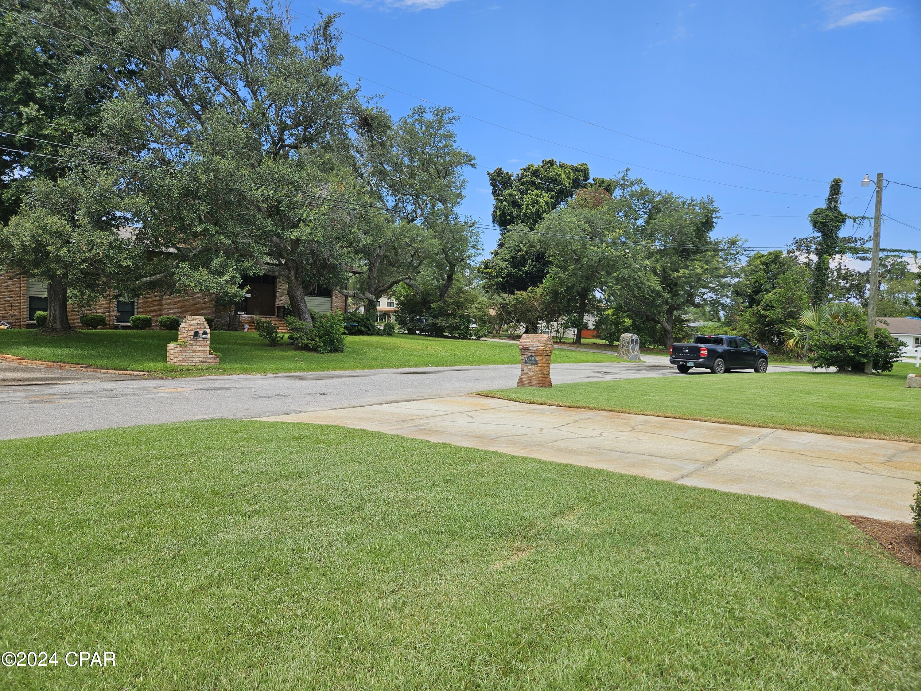 Pretty Bayou Island - Residential