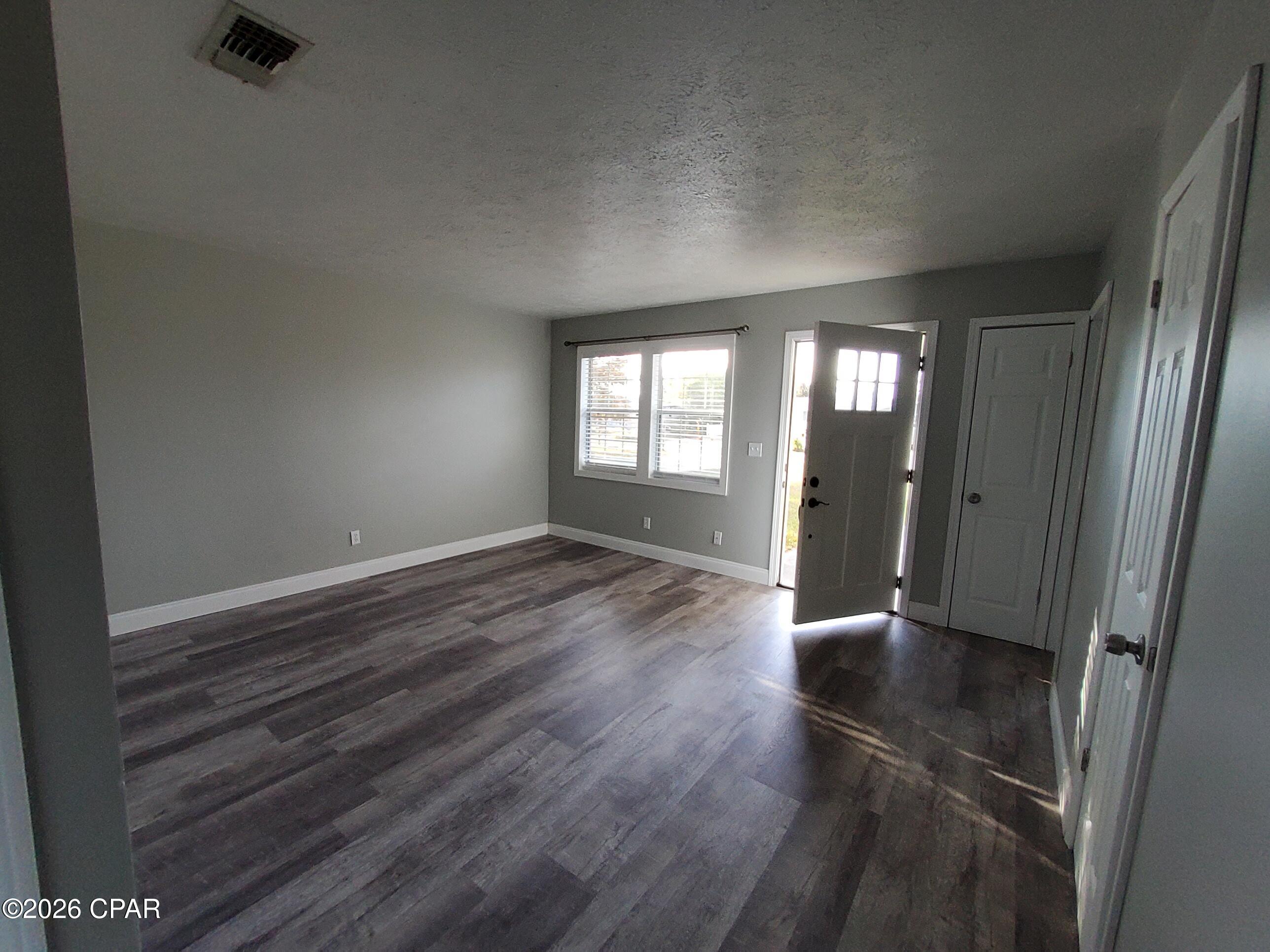 Belaire Estates U-4 - Residential