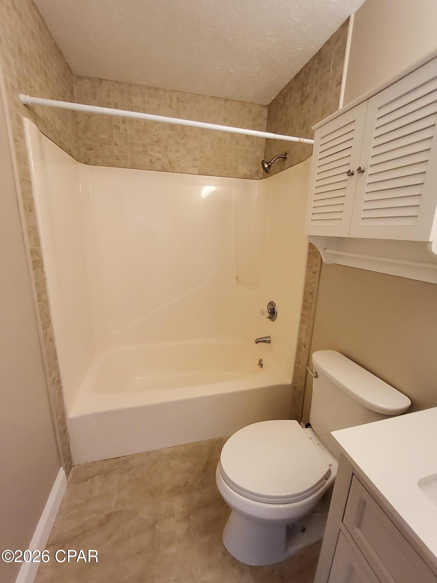 Belaire Estates U-4 - Residential