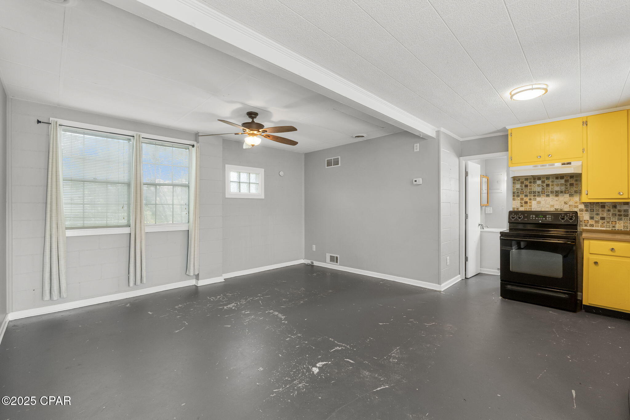 Kiska Beach - Residential