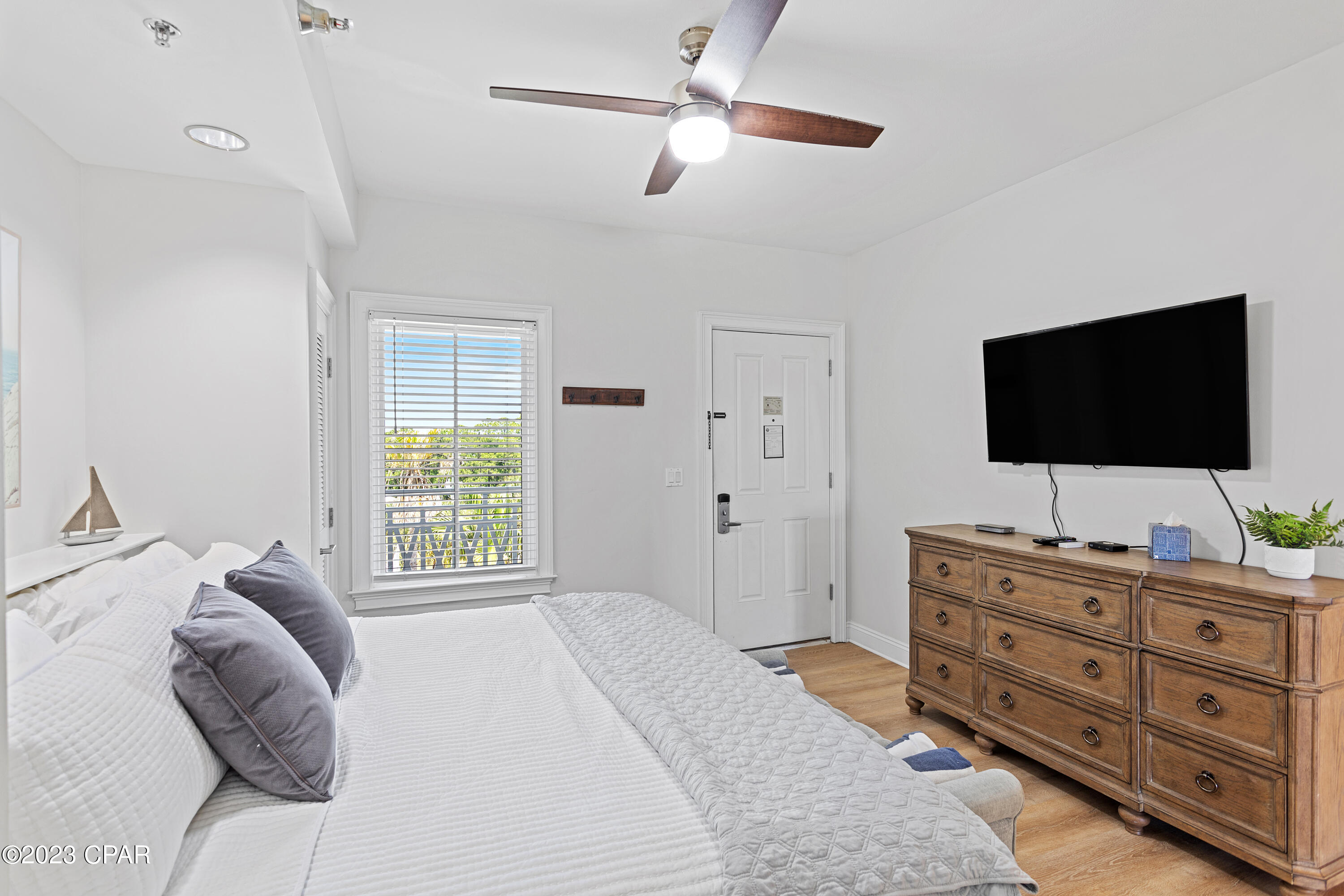 Carillon Beach Inn - Residential