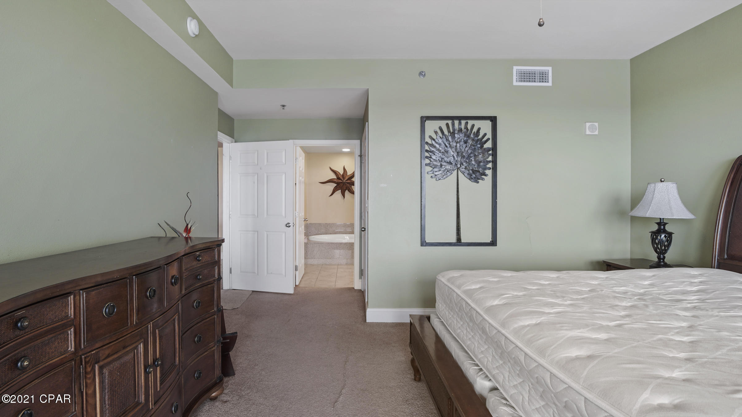 Laketown Wharf - Residential