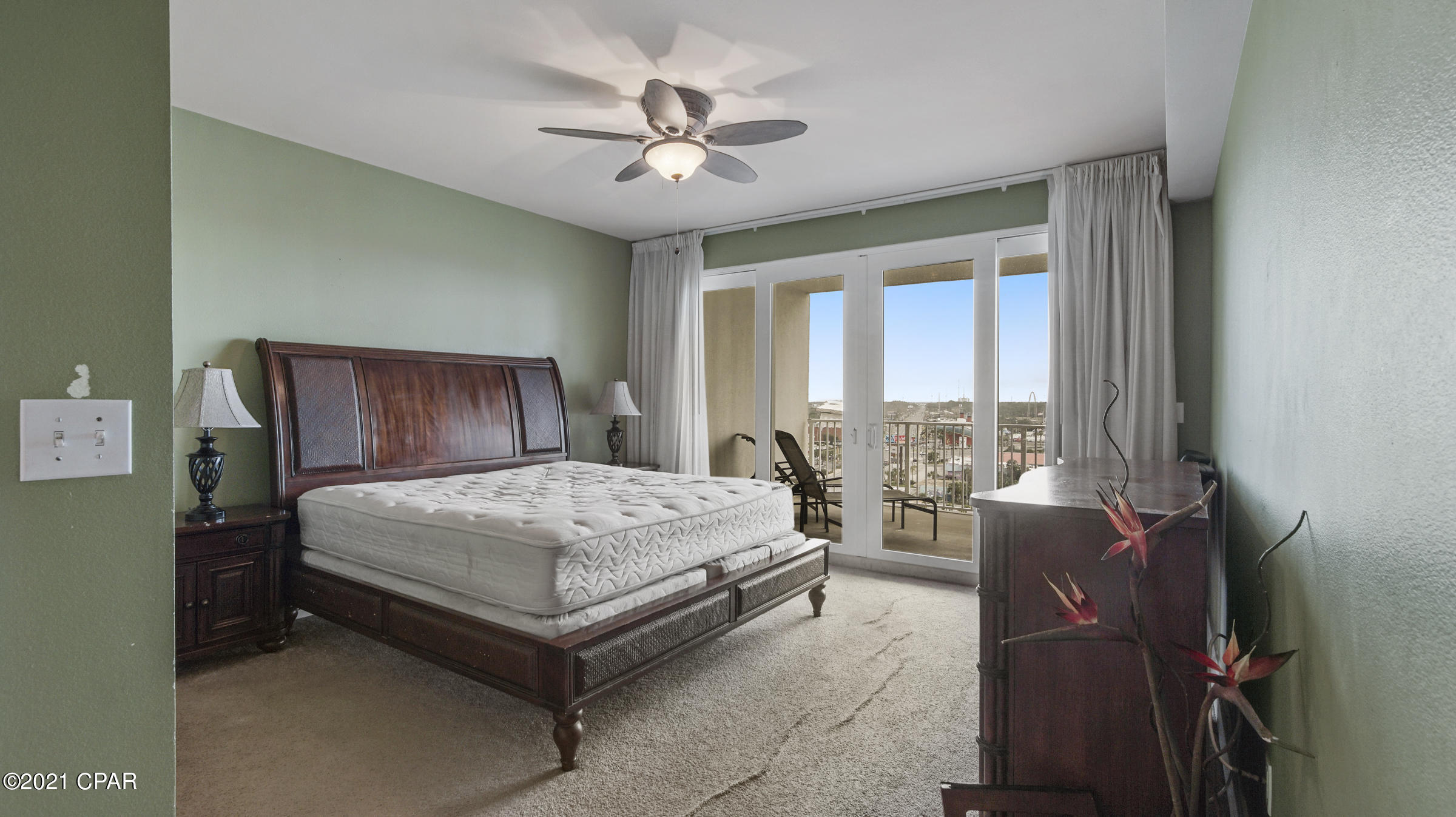 Laketown Wharf - Residential