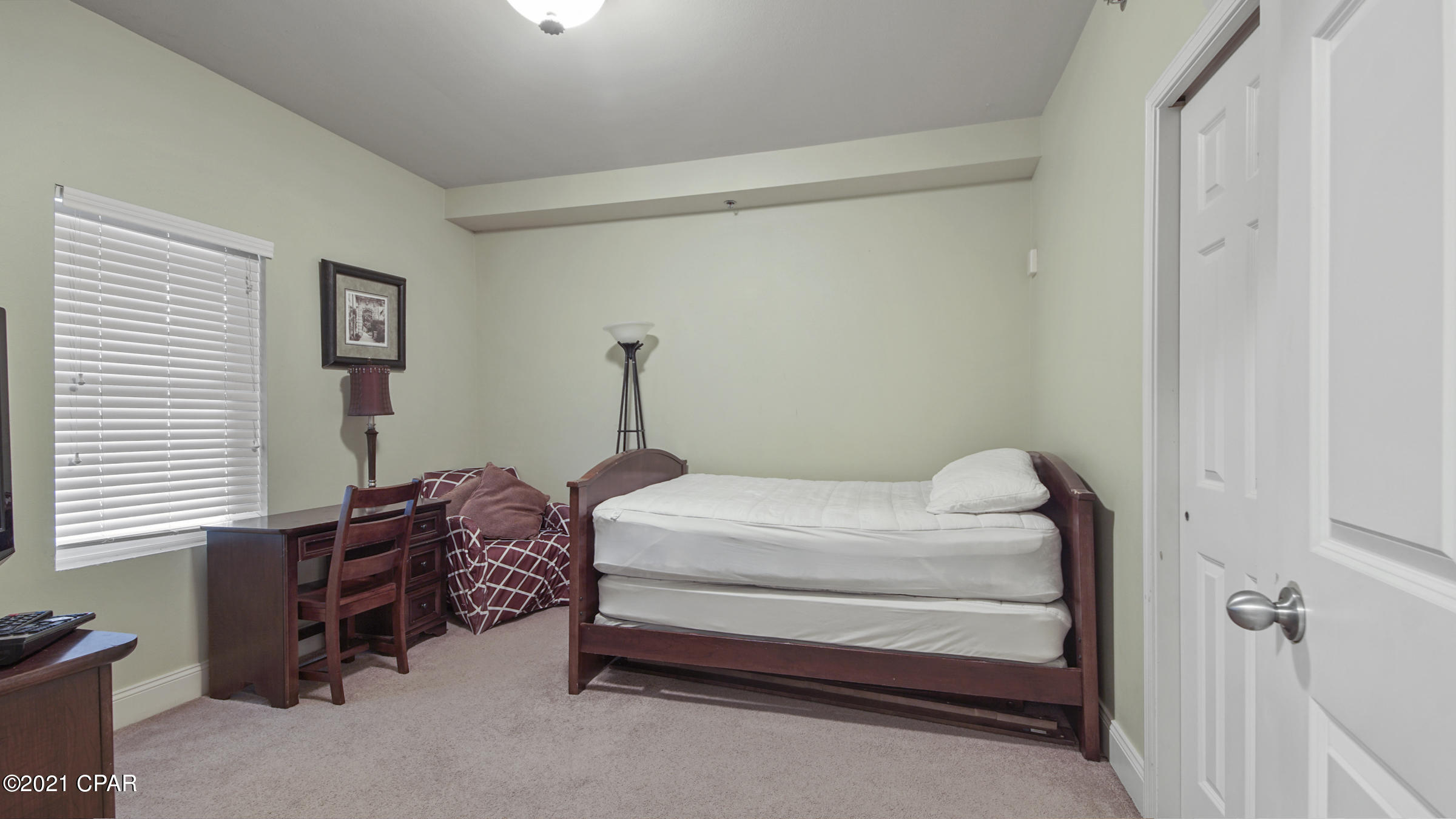 Laketown Wharf - Residential