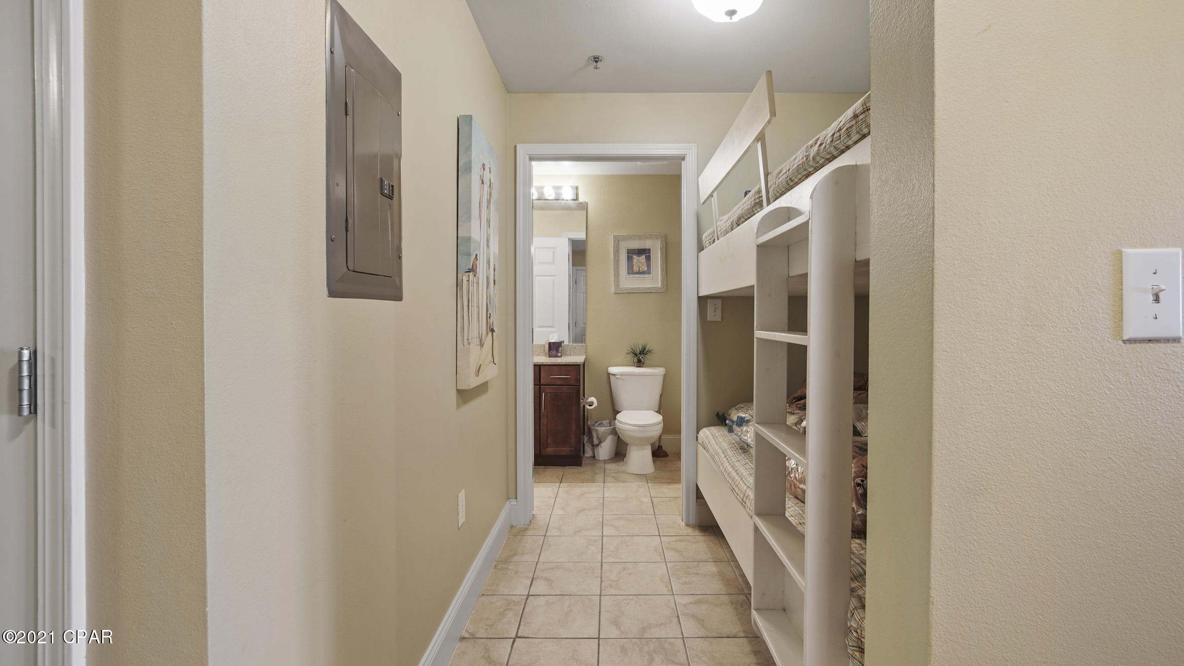 Laketown Wharf - Residential