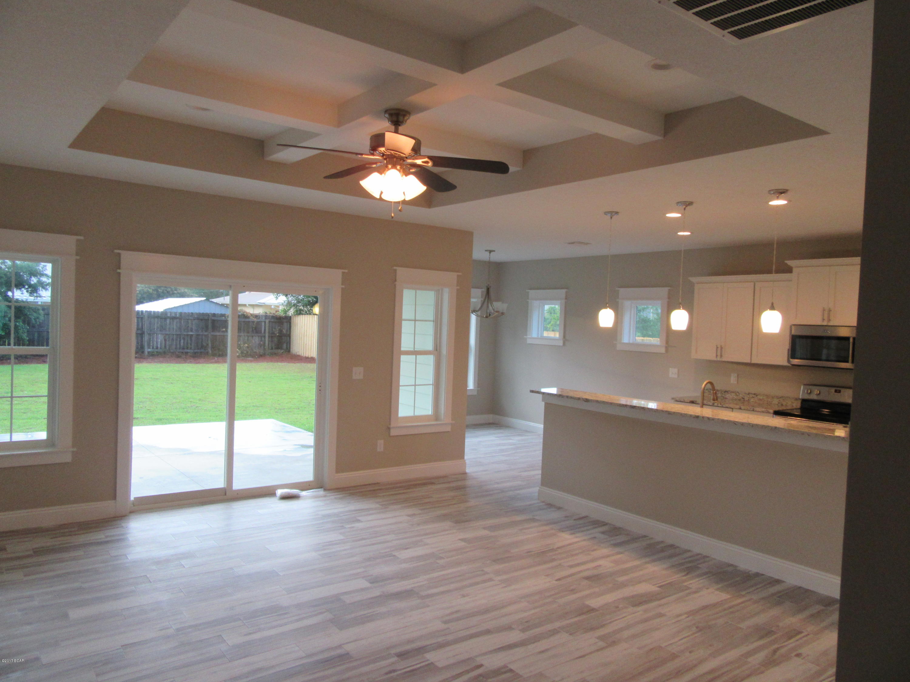 Casa De Las Flores - Residential