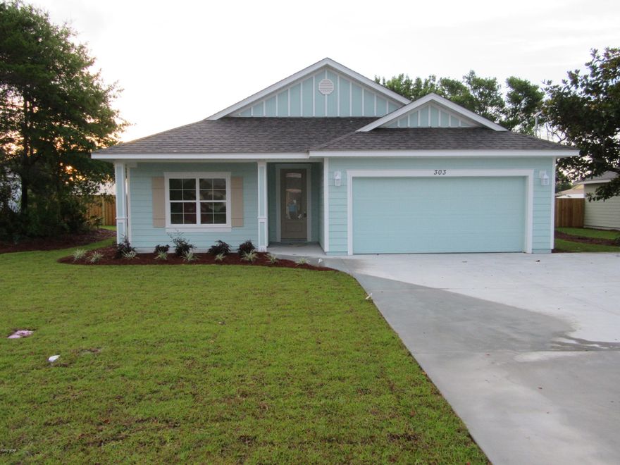 Excellent location blocks from the beach ,close to pier park ,all tile floors custom cabinets, 9&10 ft ceilings ,energy rated home ,all hurricane codes ,with storm shutters, put this new home on your short list