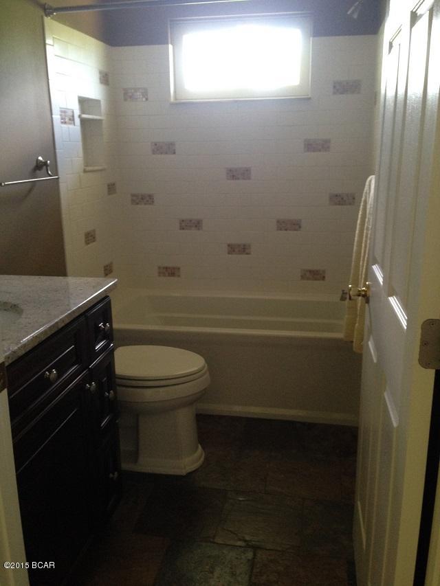 Leisure Lakes - Residential Lease