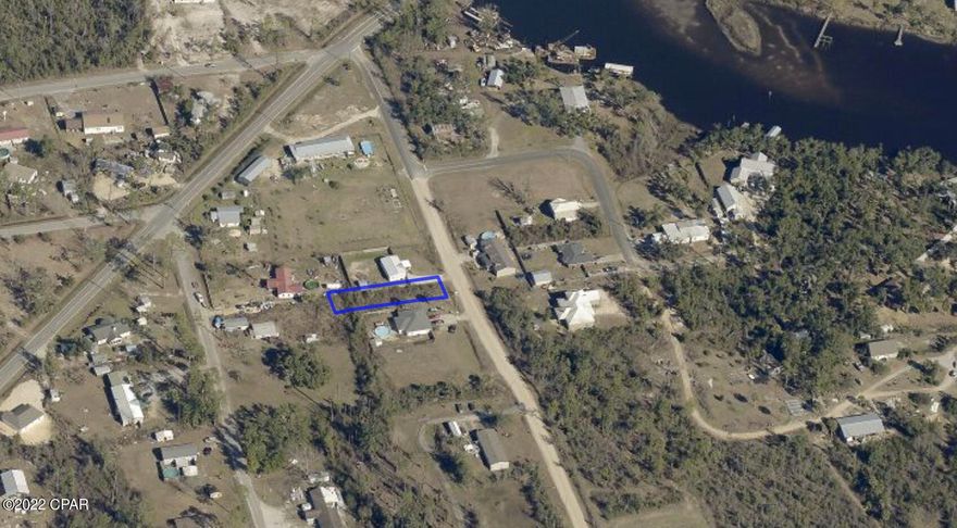 Nice lot in Southport. 50' x 150'. Hard to find a better price on a buildable lot. Mobile homes are allowed.