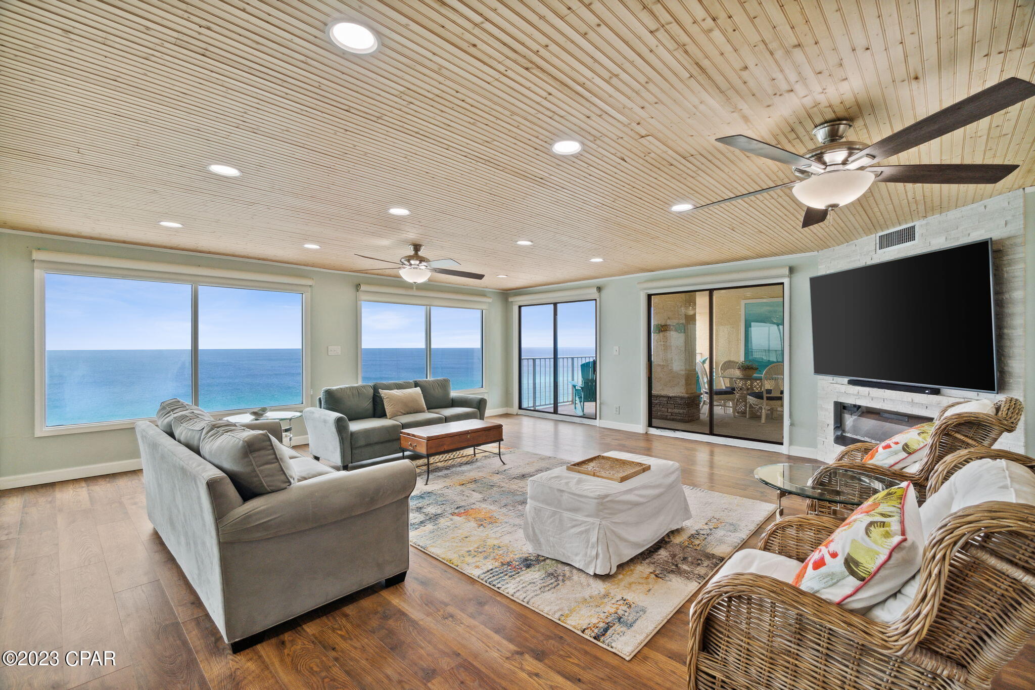 Regency Towers - Residential